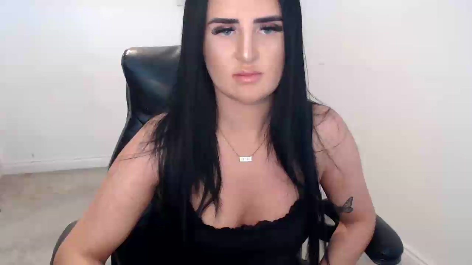 Gallery image thumbnail from Crystal_MFC's myfreecams stream on, 08/21/2026, 14:29 image 1 of 20