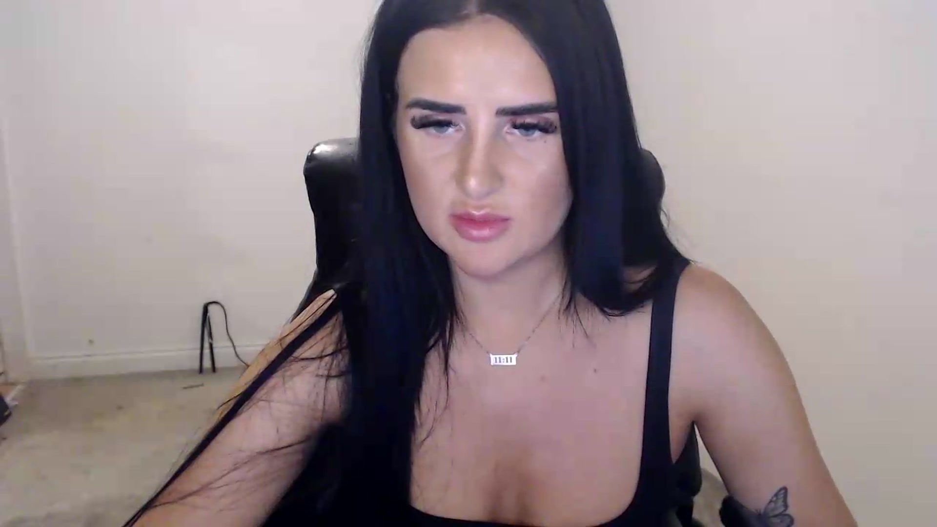 Gallery image thumbnail from Crystal_MFC's myfreecams stream on, 08/24/2026, 20:55 image 12 of 20