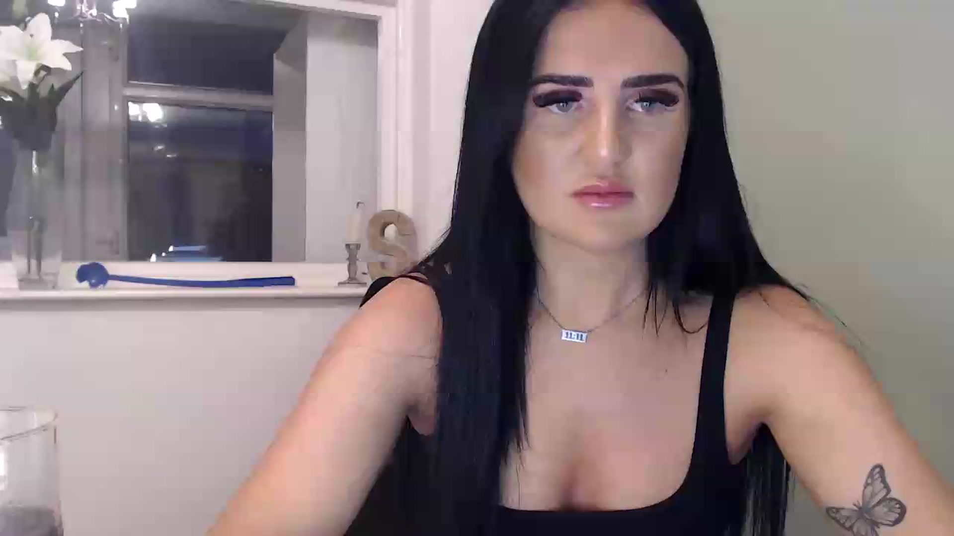 Gallery image thumbnail from Crystal_MFC's myfreecams stream on, 09/01/2026, 22:07 image 1 of 20