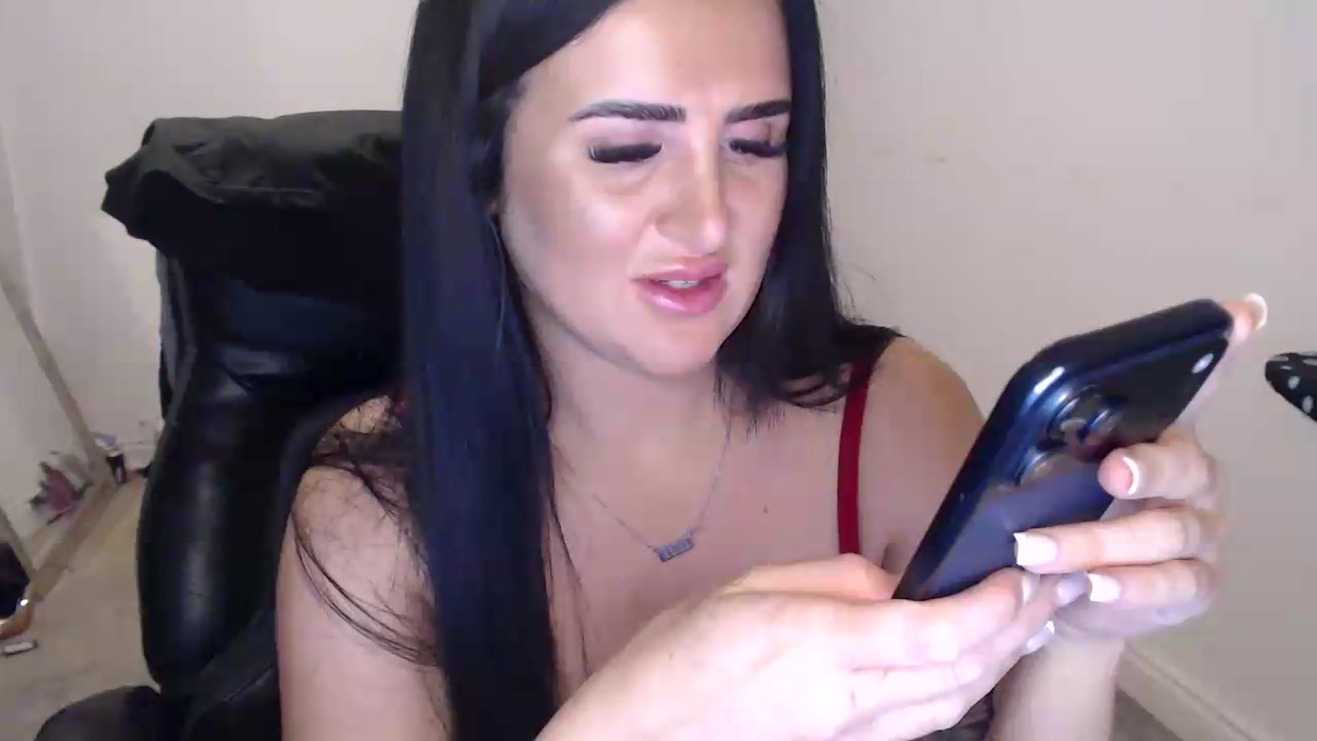 Gallery image thumbnail from Crystal_MFC's myfreecams stream on, 09/02/2026, 20:39 image 17 of 20