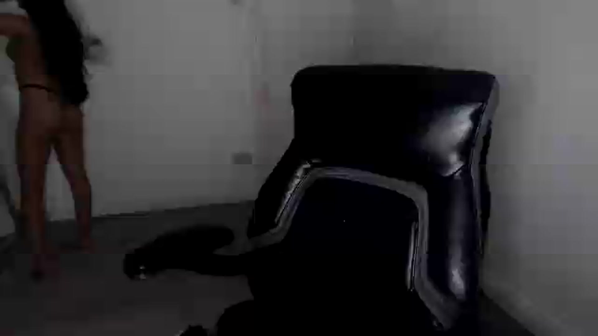 Gallery image thumbnail from Crystal_MFC's myfreecams stream on, 09/05/2026, 20:28 image 3 of 20