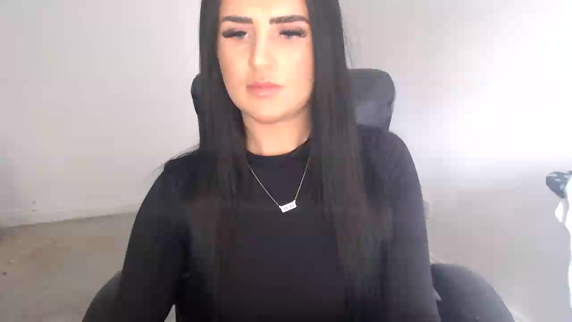 Gallery image thumbnail from Crystal_MFC's myfreecams stream on, 09/08/2026, 13:19 image 1 of 20