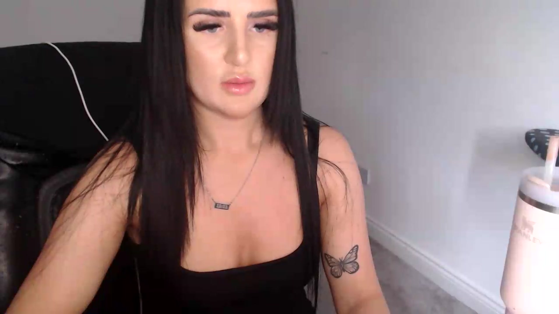 Gallery image thumbnail from Crystal_MFC's myfreecams stream on, 09/16/2026, 13:24 image 17 of 20