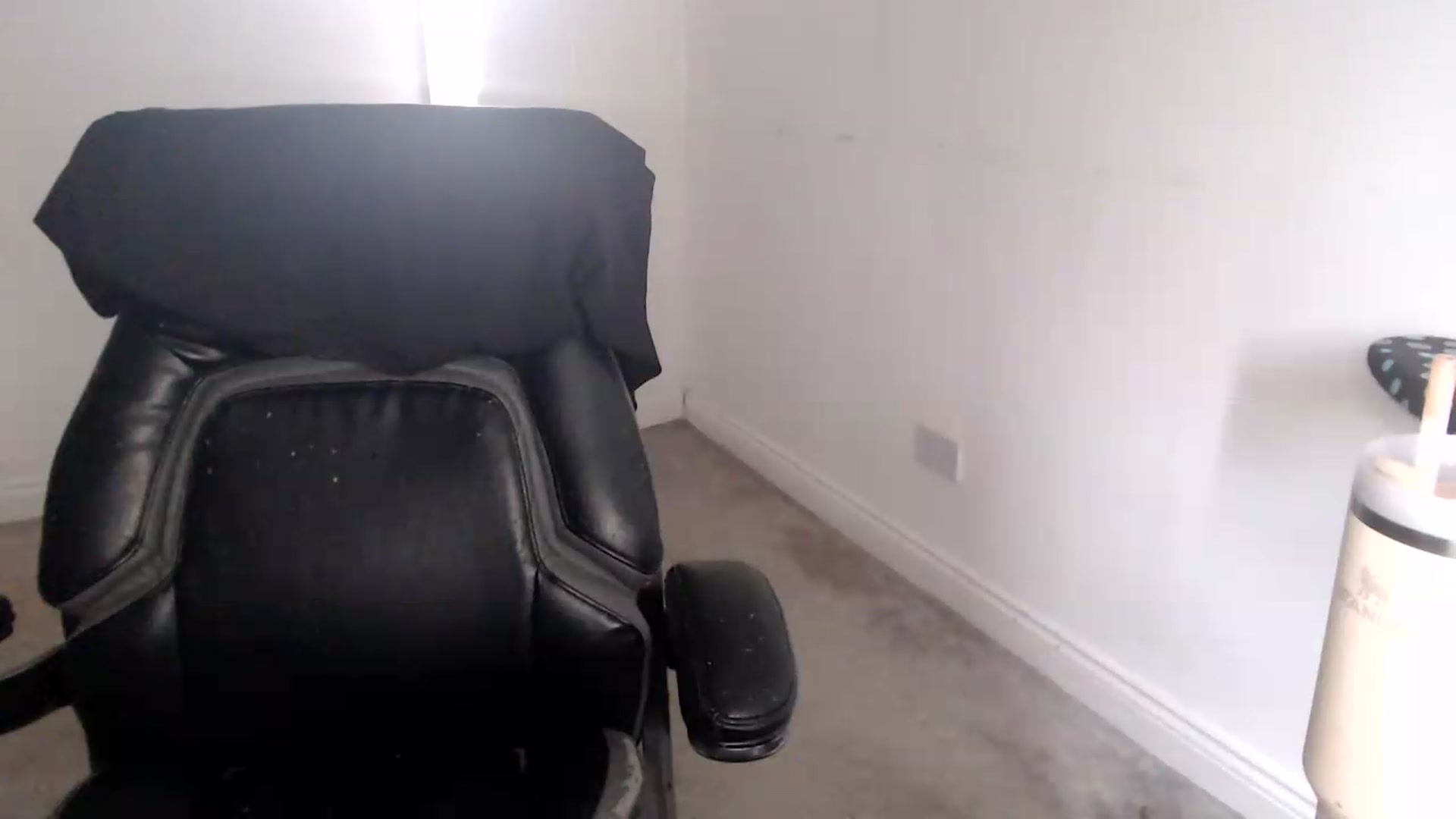 Gallery image thumbnail from Crystal_MFC's myfreecams stream on, 09/16/2026, 13:24 image 4 of 20
