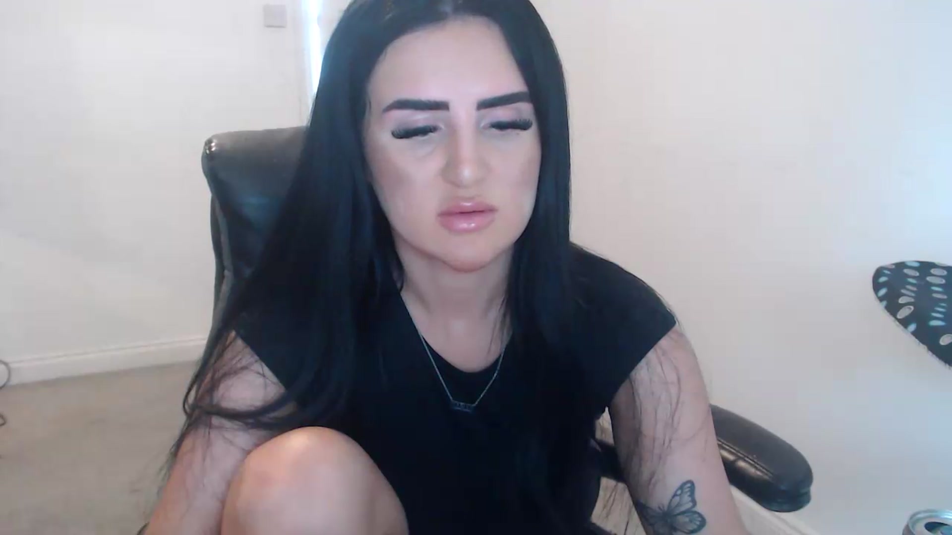 Gallery image thumbnail from Crystal_MFC's myfreecams stream on, 09/19/2026, 12:00 image 10 of 20