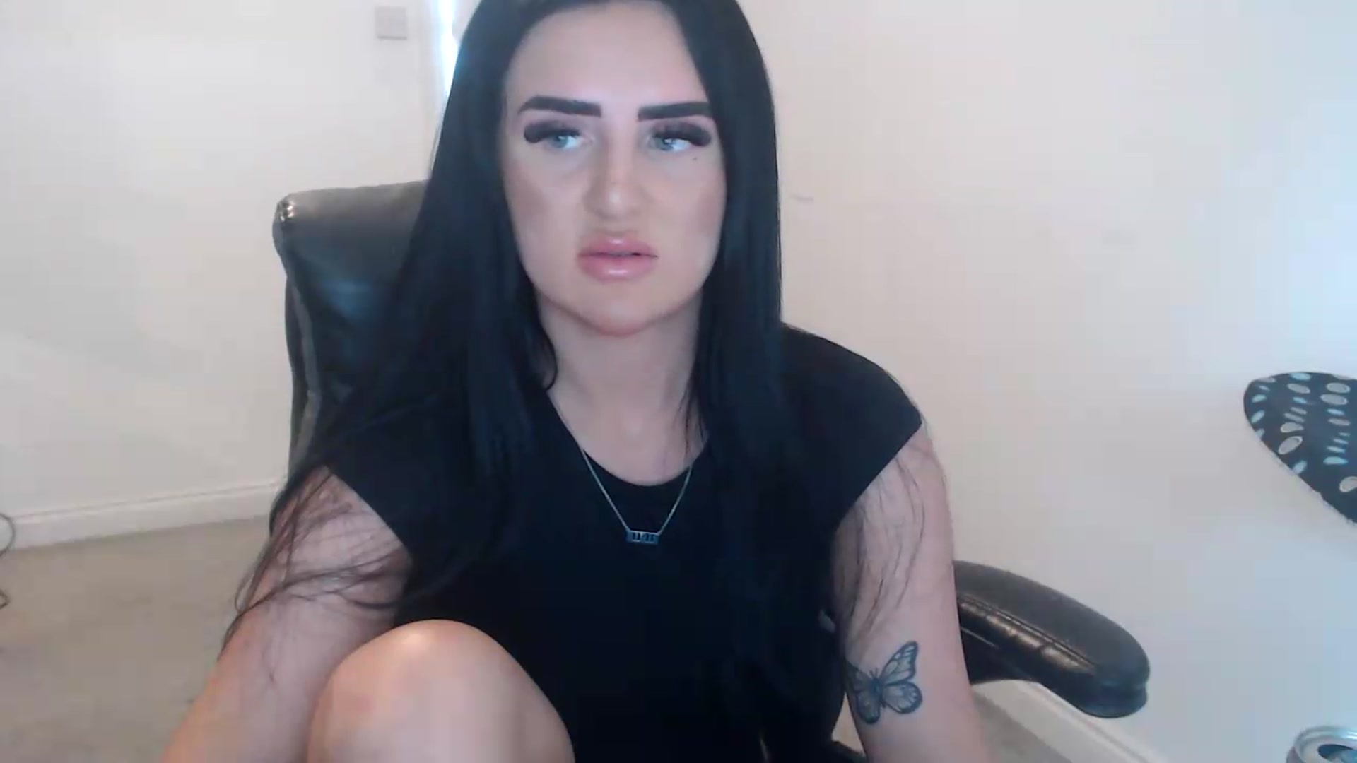 Gallery image thumbnail from Crystal_MFC's myfreecams stream on, 09/19/2026, 12:00 image 11 of 20