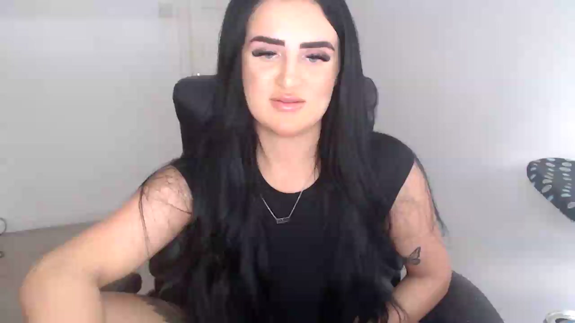 Gallery image thumbnail from Crystal_MFC's myfreecams stream on, 09/19/2026, 12:00 image 3 of 20