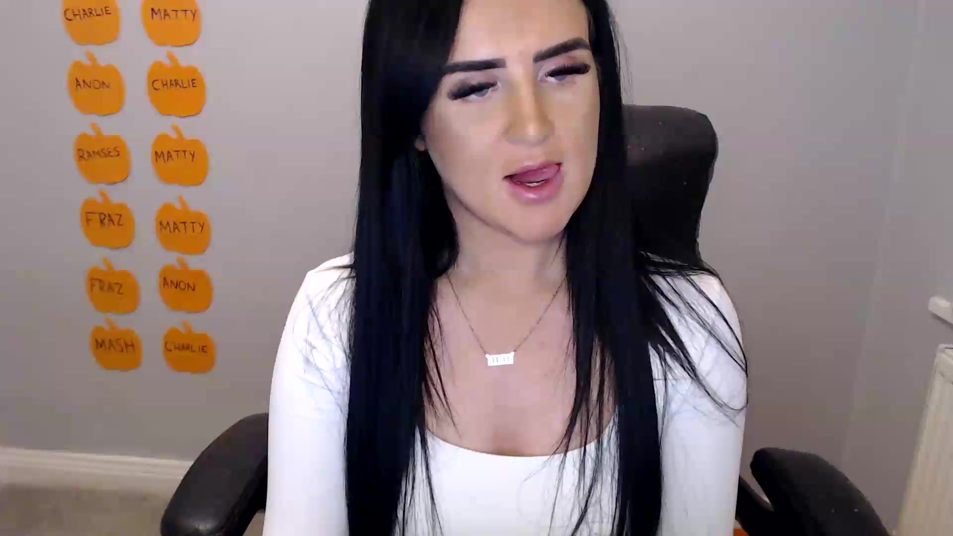 Gallery image thumbnail from Crystal_MFC's myfreecams stream on, 10/03/2026, 21:43 image 10 of 20