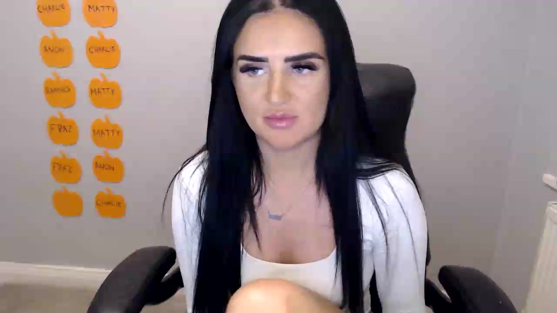 Gallery image thumbnail from Crystal_MFC's myfreecams stream on, 10/03/2026, 21:43 image 1 of 20
