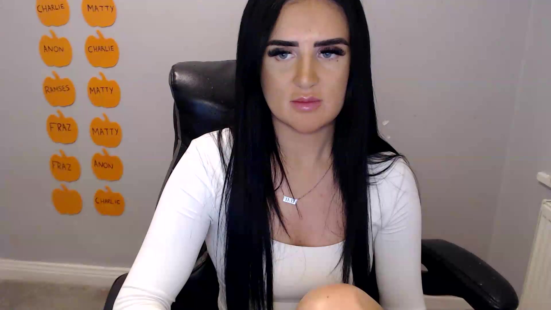 Gallery image thumbnail from Crystal_MFC's myfreecams stream on, 10/03/2026, 21:43 image 3 of 20