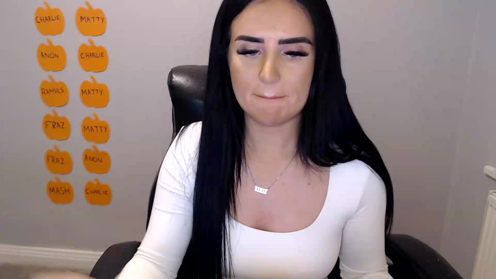 Gallery image thumbnail from Crystal_MFC's myfreecams stream on, 10/03/2026, 21:43 image 16 of 20