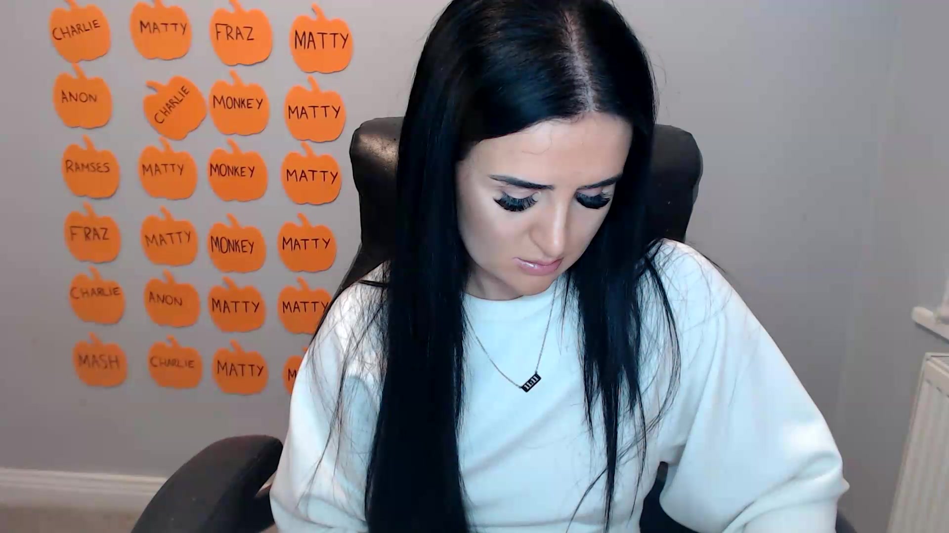 Gallery image thumbnail from Crystal_MFC's myfreecams stream on, 10/05/2026, 13:55 image 7 of 20