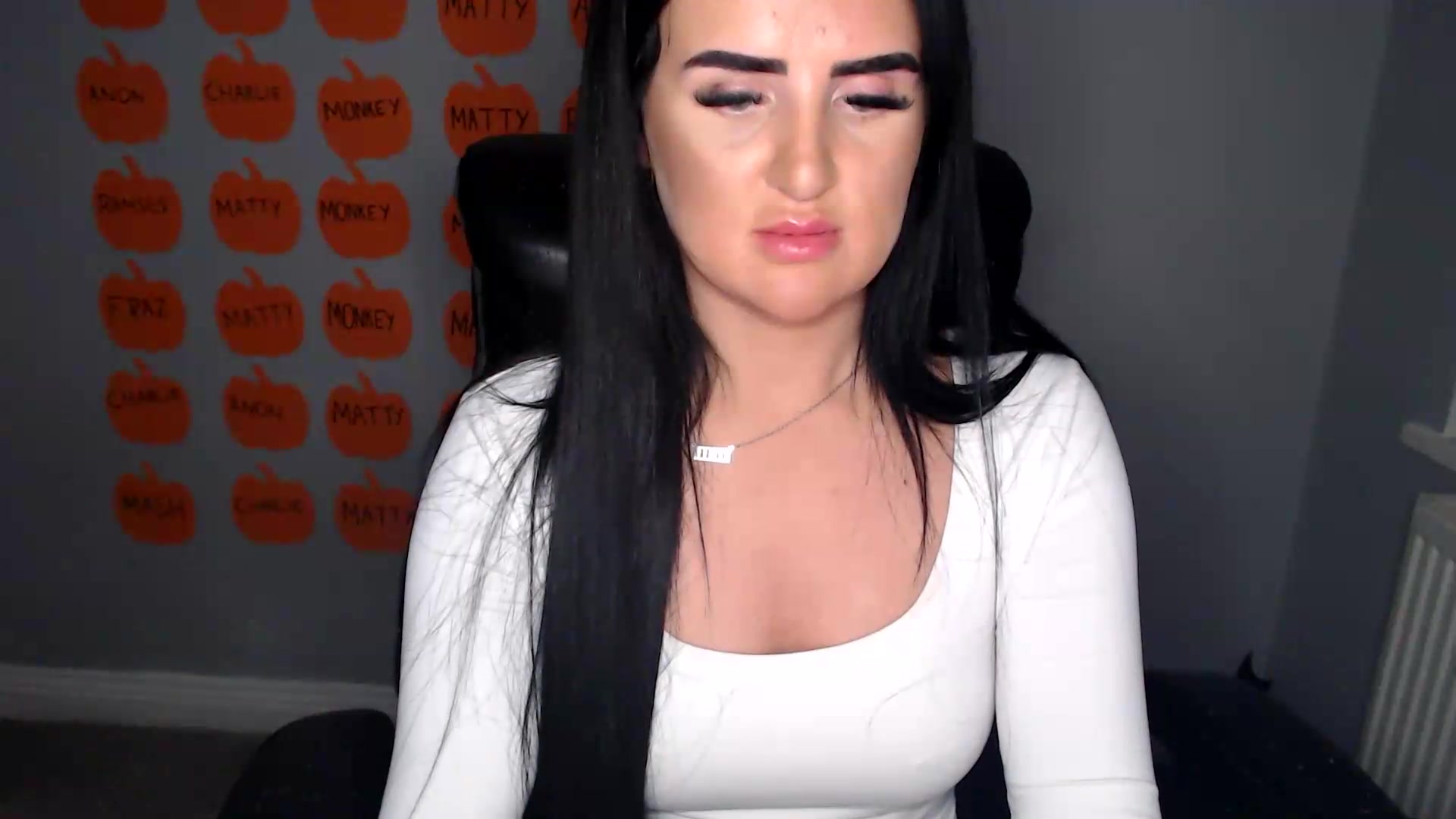 Gallery image thumbnail from Crystal_MFC's myfreecams stream on, 10/07/2026, 21:25 image 6 of 20