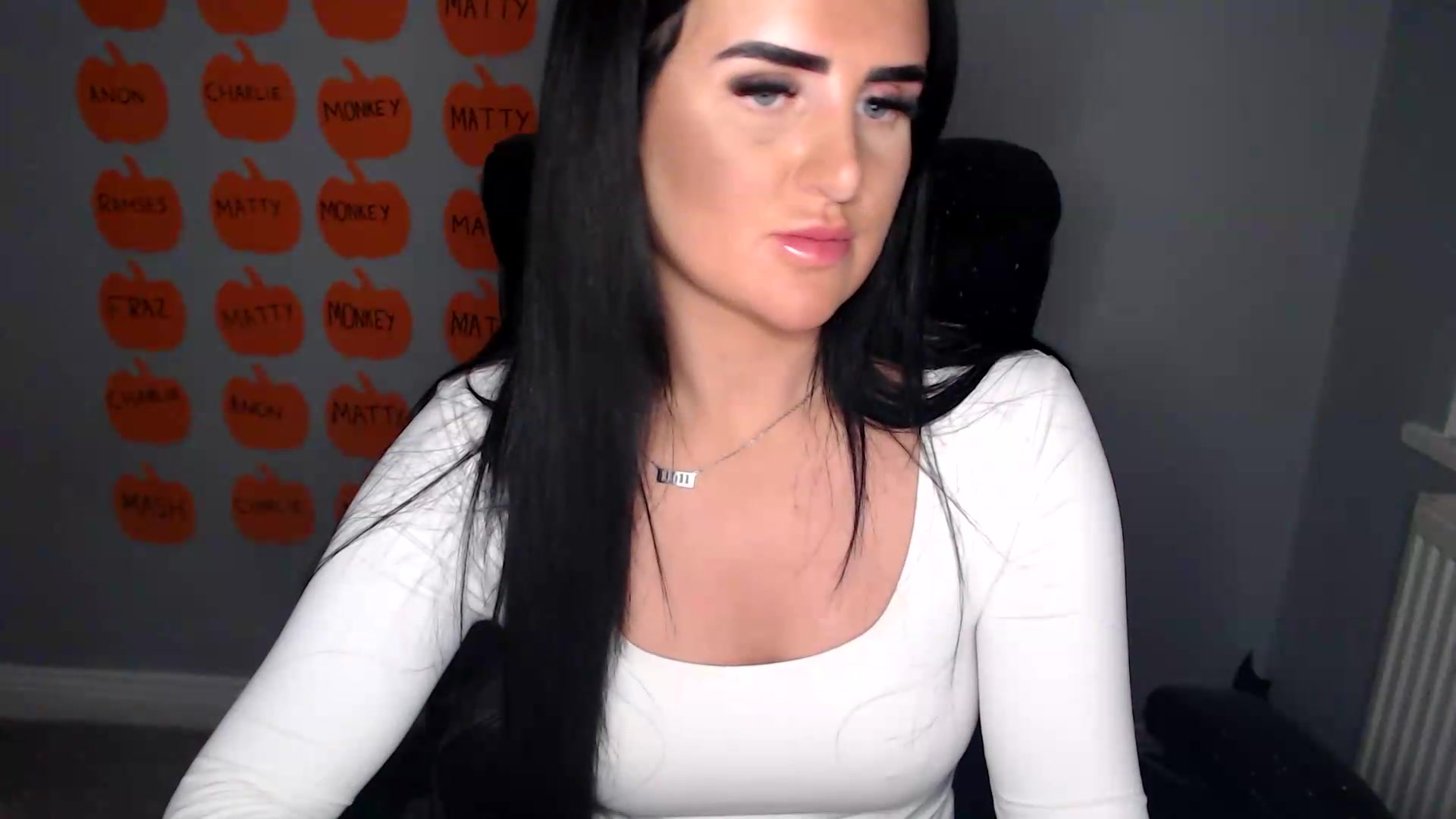 Gallery image thumbnail from Crystal_MFC's myfreecams stream on, 10/07/2026, 21:25 image 4 of 20