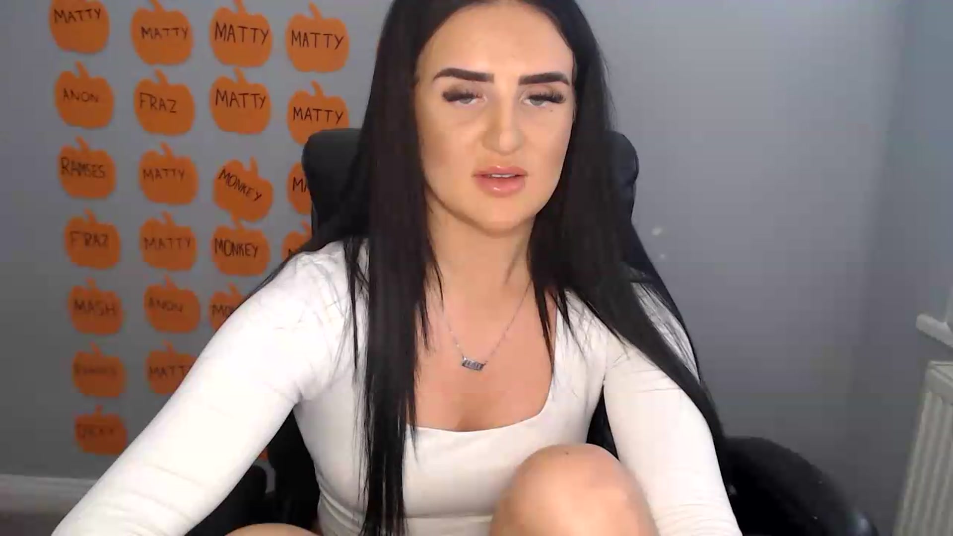 Gallery image thumbnail from Crystal_MFC's myfreecams stream on, 10/11/2026, 13:56 image 8 of 20