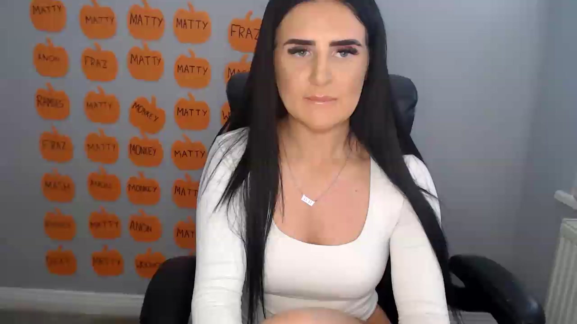 Gallery image thumbnail from Crystal_MFC's myfreecams stream on, 10/11/2026, 13:56 image 1 of 20