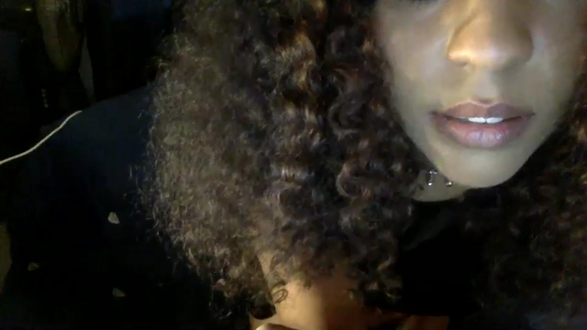Gallery image thumbnail from Crystalxxxx's myfreecams stream on, 09/03/2024, 11:13 image 8 of 20
