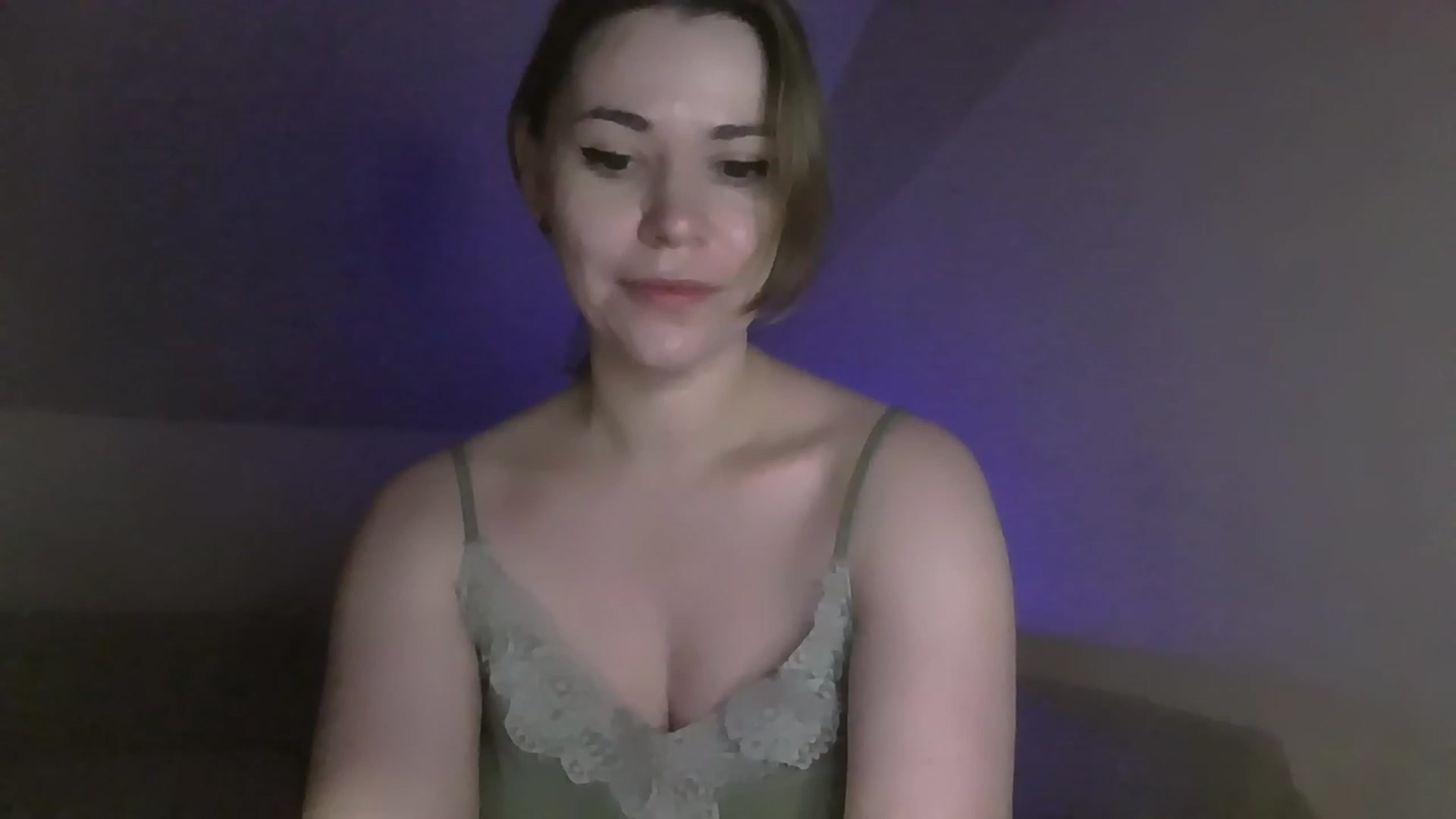 Gallery image thumbnail from Ctrl_F5's myfreecams stream on, 01/21/2024, 21:17 image 8 of 20