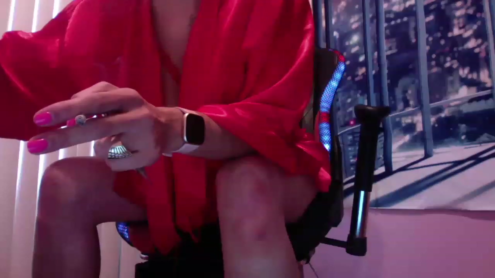 Gallery image thumbnail from CubanaBoricua's myfreecams stream on, 12/21/2022, 20:35 image 4 of 20