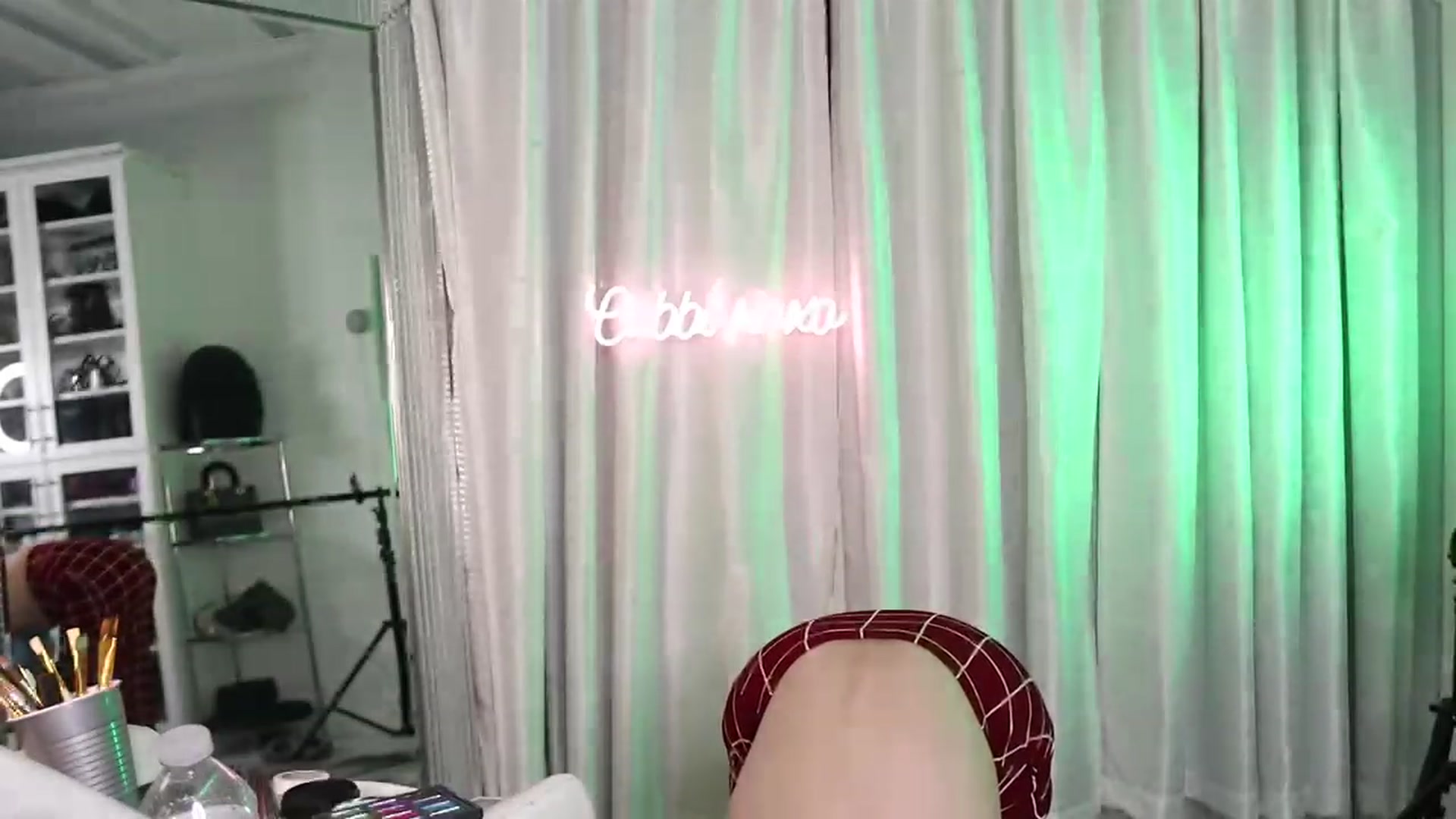 Gallery image thumbnail from Cubbixoxo's myfreecams stream on, 11/23/2022, 08:57 image 20 of 20