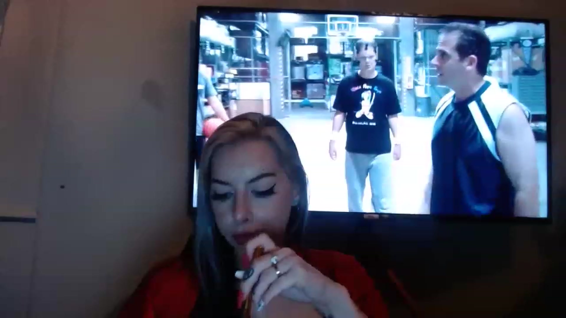 Gallery image thumbnail from Cubbixoxo's myfreecams stream on, 12/17/2022, 04:50 image 7 of 20