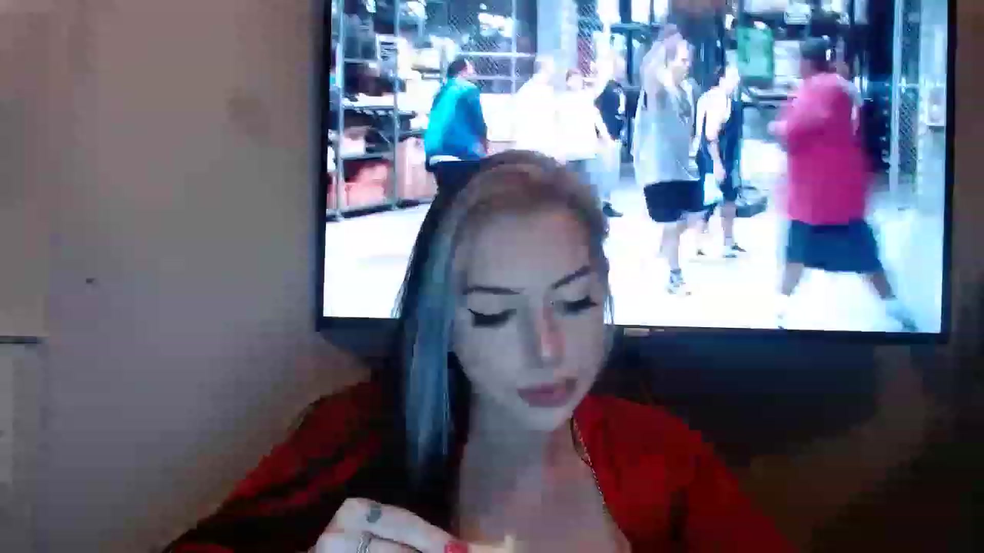 Gallery image thumbnail from Cubbixoxo's myfreecams stream on, 12/17/2022, 04:50 image 5 of 20