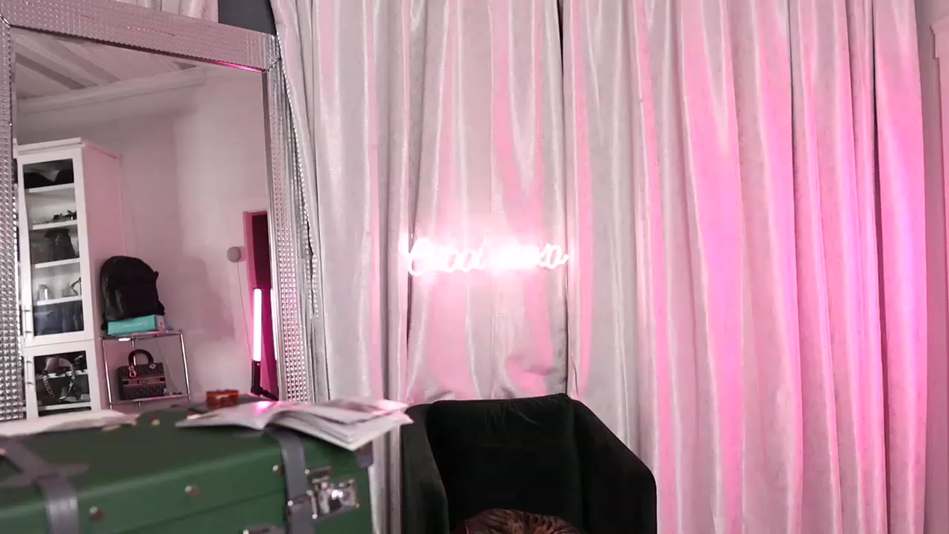 Gallery image thumbnail from Cubbixoxo's myfreecams stream on, 01/23/2023, 06:03 image 12 of 20