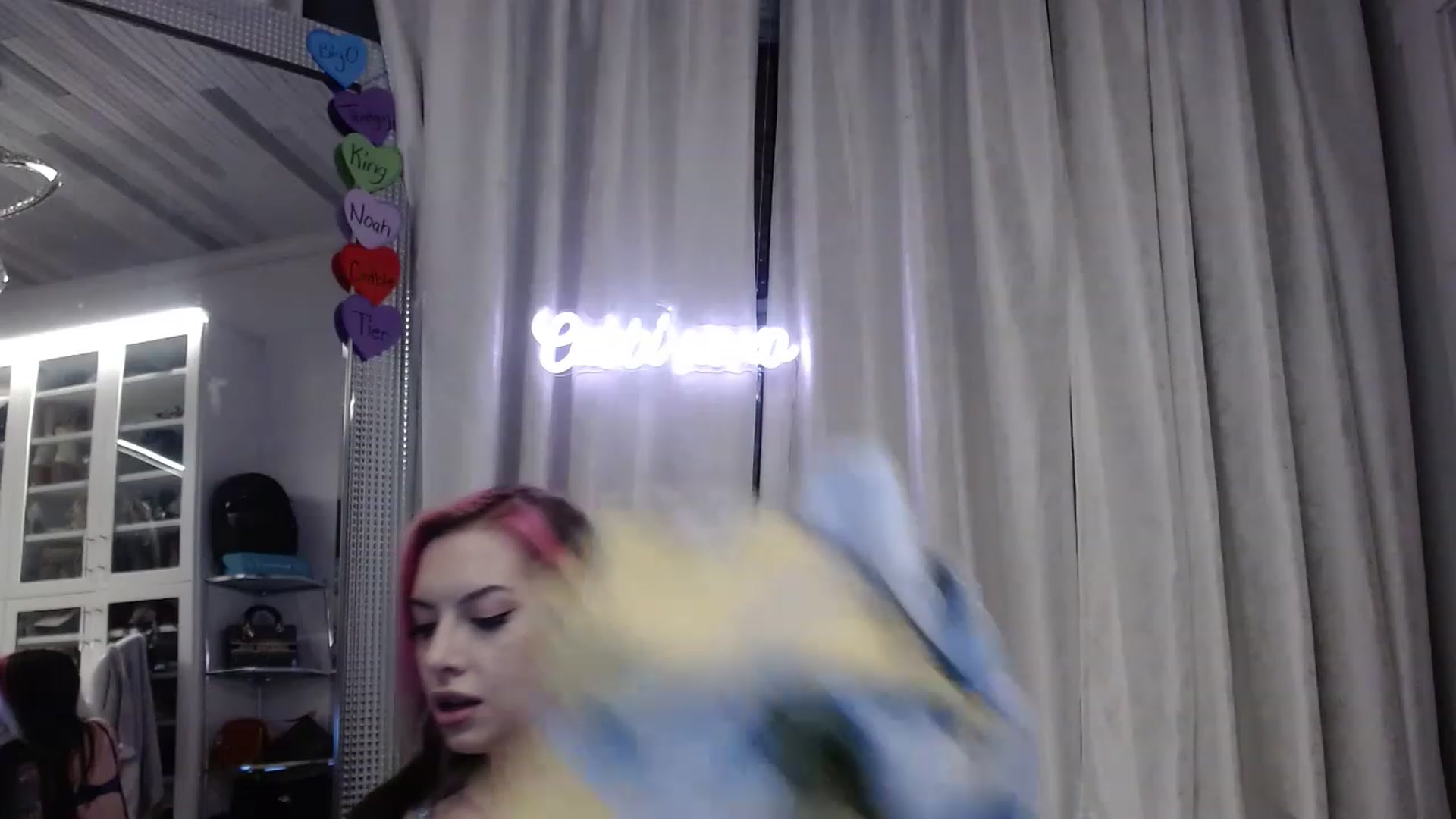 Gallery image thumbnail from Cubbixoxo's myfreecams stream on, 02/07/2023, 01:10 image 9 of 20