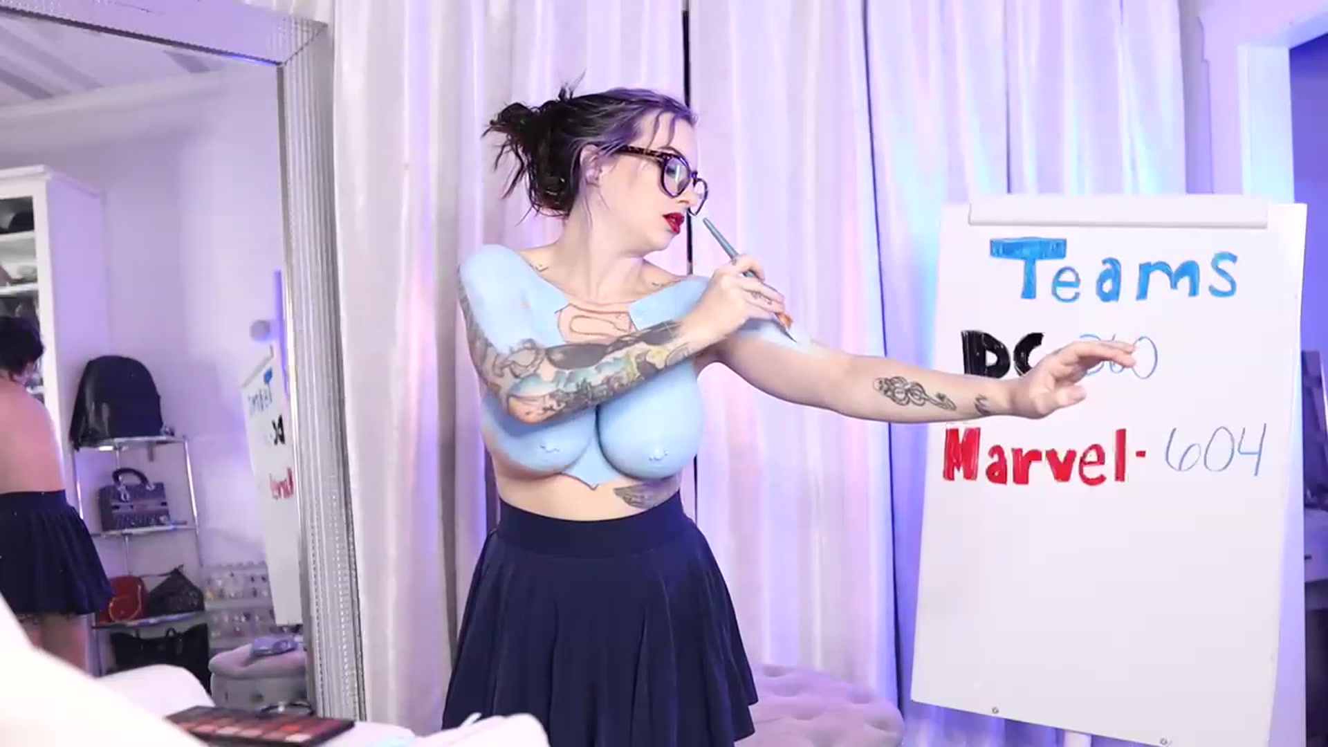 Gallery image thumbnail from Cubbixoxo's myfreecams stream on, 03/21/2023, 04:39 image 13 of 20