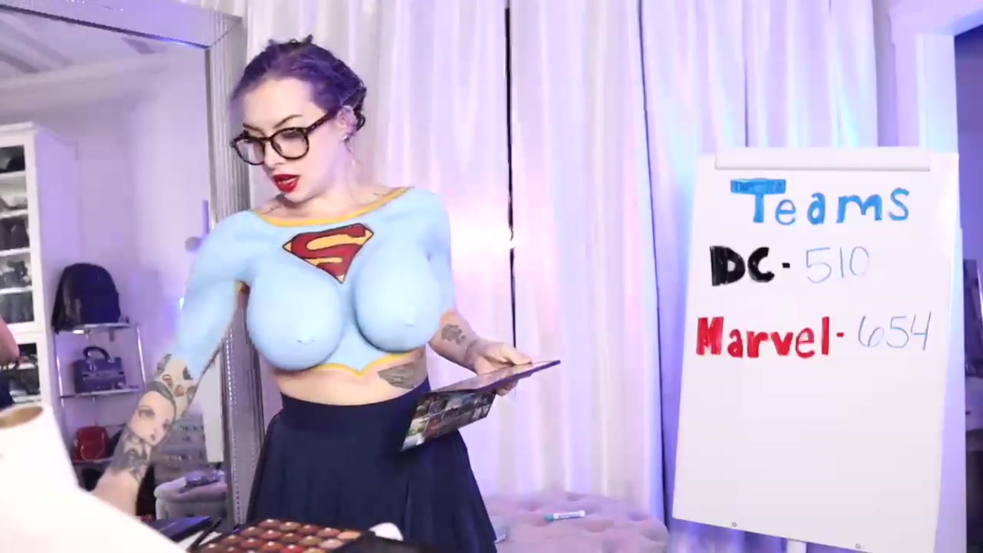 Gallery image thumbnail from Cubbixoxo's myfreecams stream on, 03/21/2023, 04:57 image 8 of 20