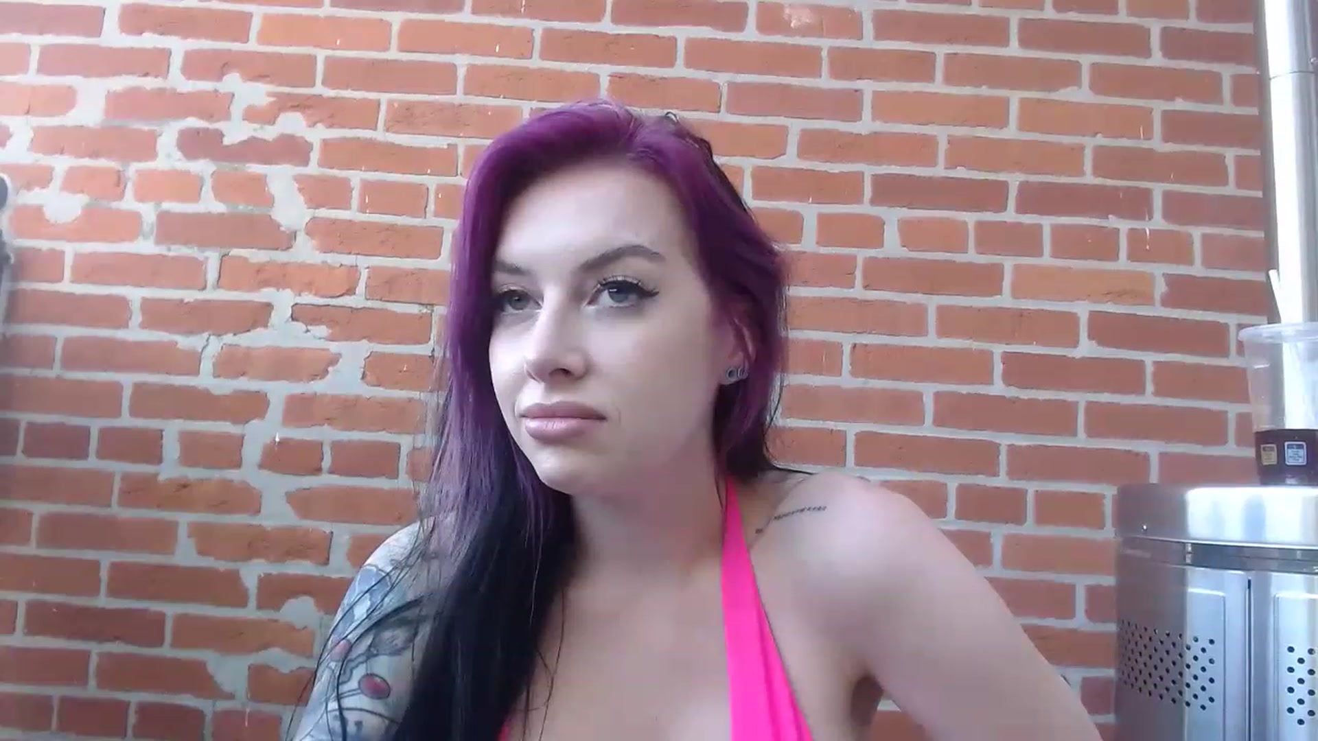 Gallery image thumbnail from Cubbixoxo's myfreecams stream on, 05/09/2023, 23:08 image 18 of 20