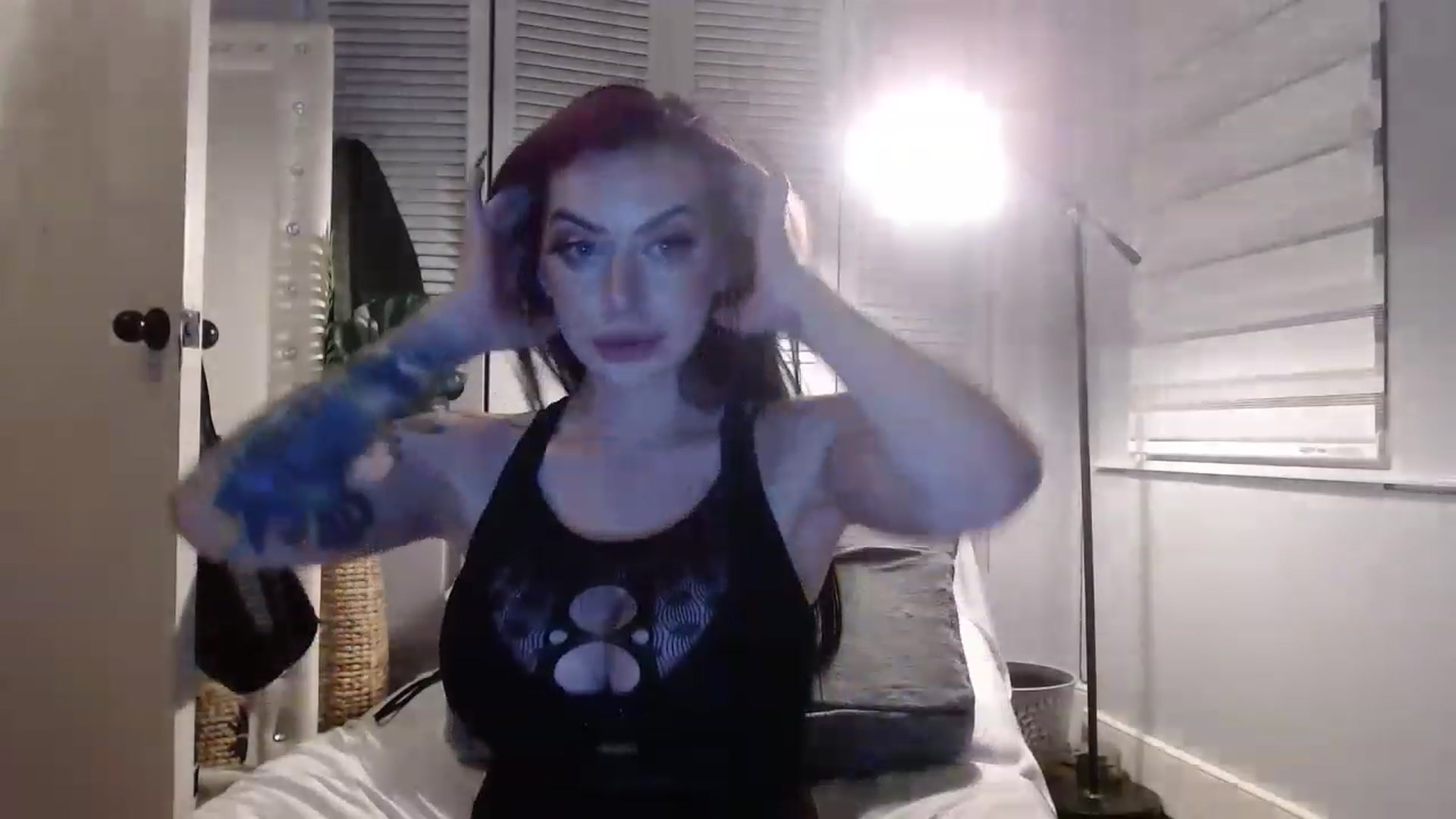 Gallery image thumbnail from Cubbixoxo's myfreecams stream on, 06/01/2023, 05:15 image 20 of 20