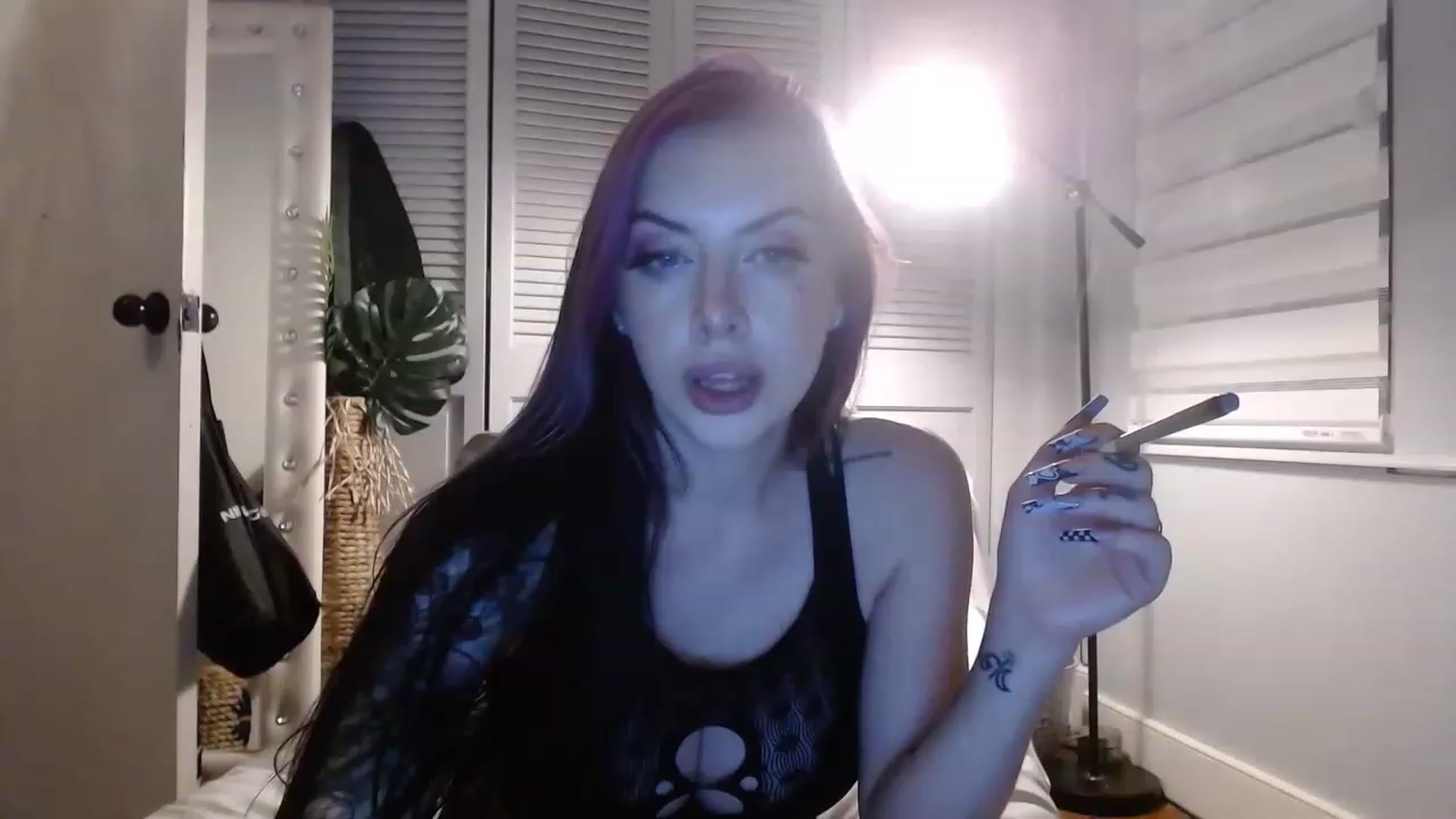 Gallery image thumbnail from Cubbixoxo's myfreecams stream on, 06/01/2023, 05:15 image 12 of 20