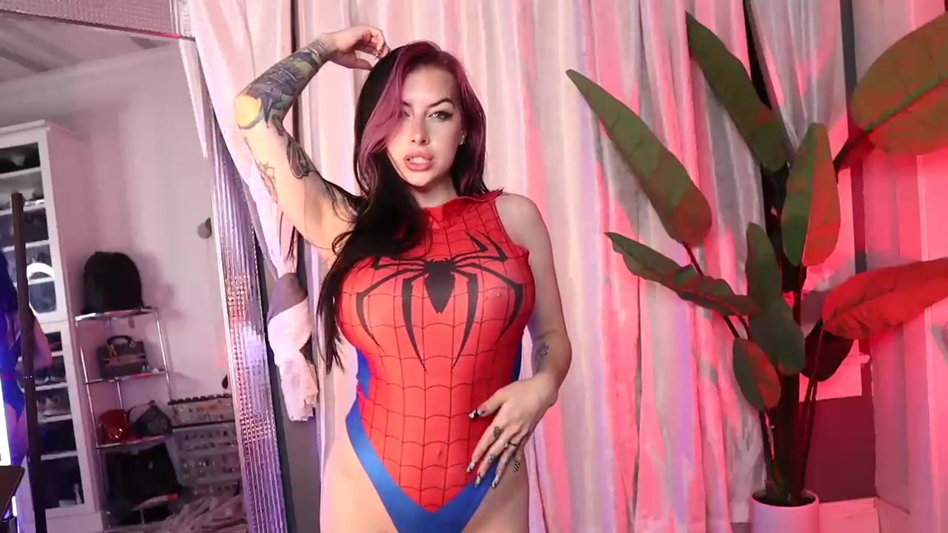 Gallery image thumbnail from Cubbixoxo's myfreecams stream on, 06/02/2023, 04:29 image 13 of 20