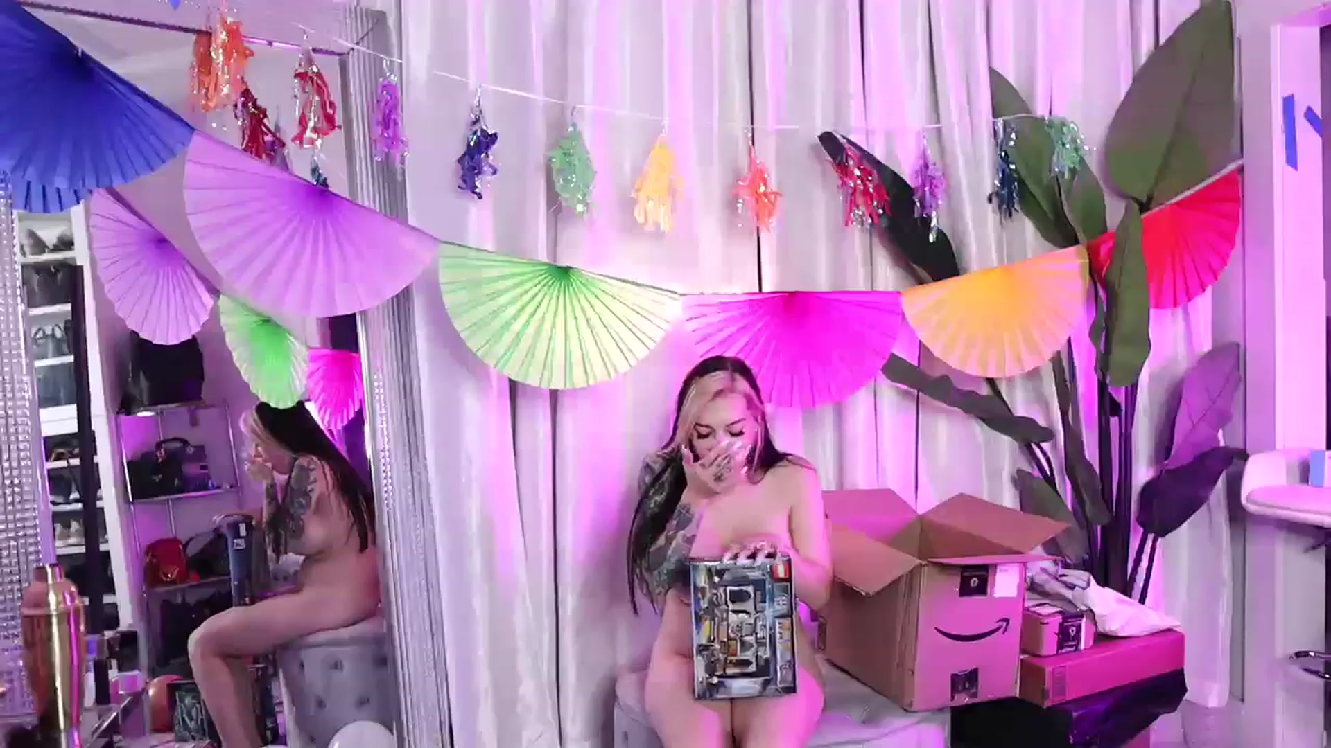 Gallery image thumbnail from Cubbixoxo's myfreecams stream on, 06/25/2023, 06:38 image 14 of 20