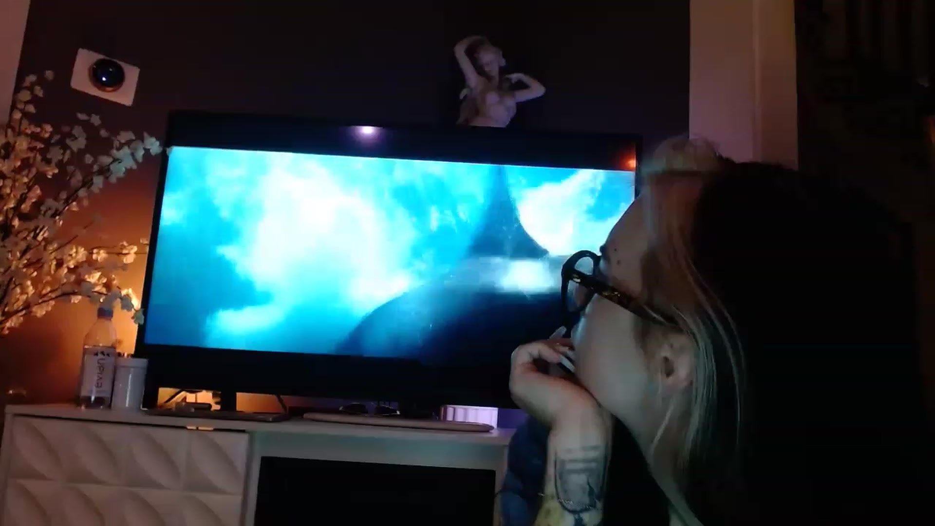 Gallery image thumbnail from Cubbixoxo's myfreecams stream on, 06/27/2023, 05:15 image 11 of 20