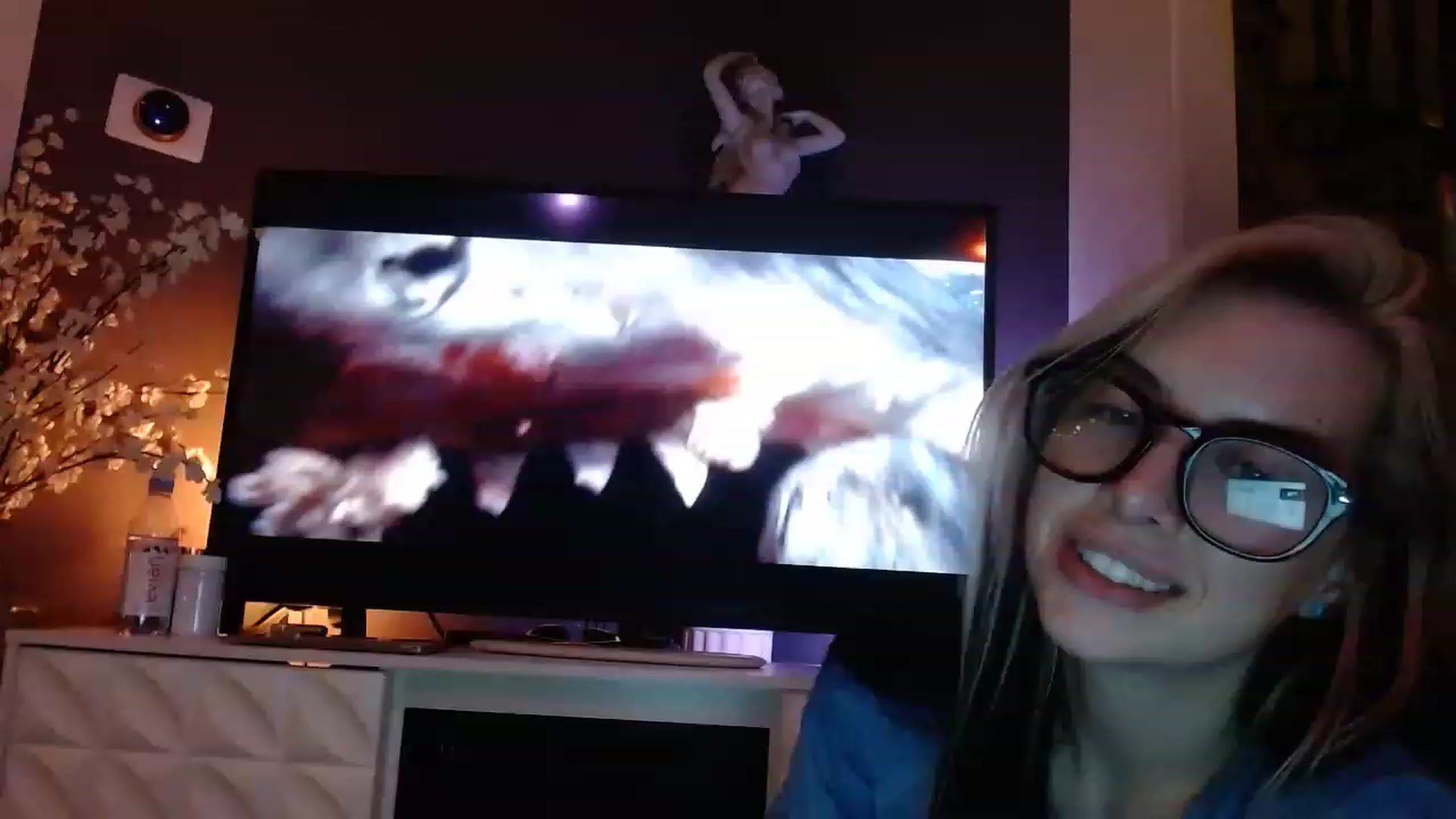 Gallery image thumbnail from Cubbixoxo's myfreecams stream on, 06/27/2023, 05:15 image 16 of 20