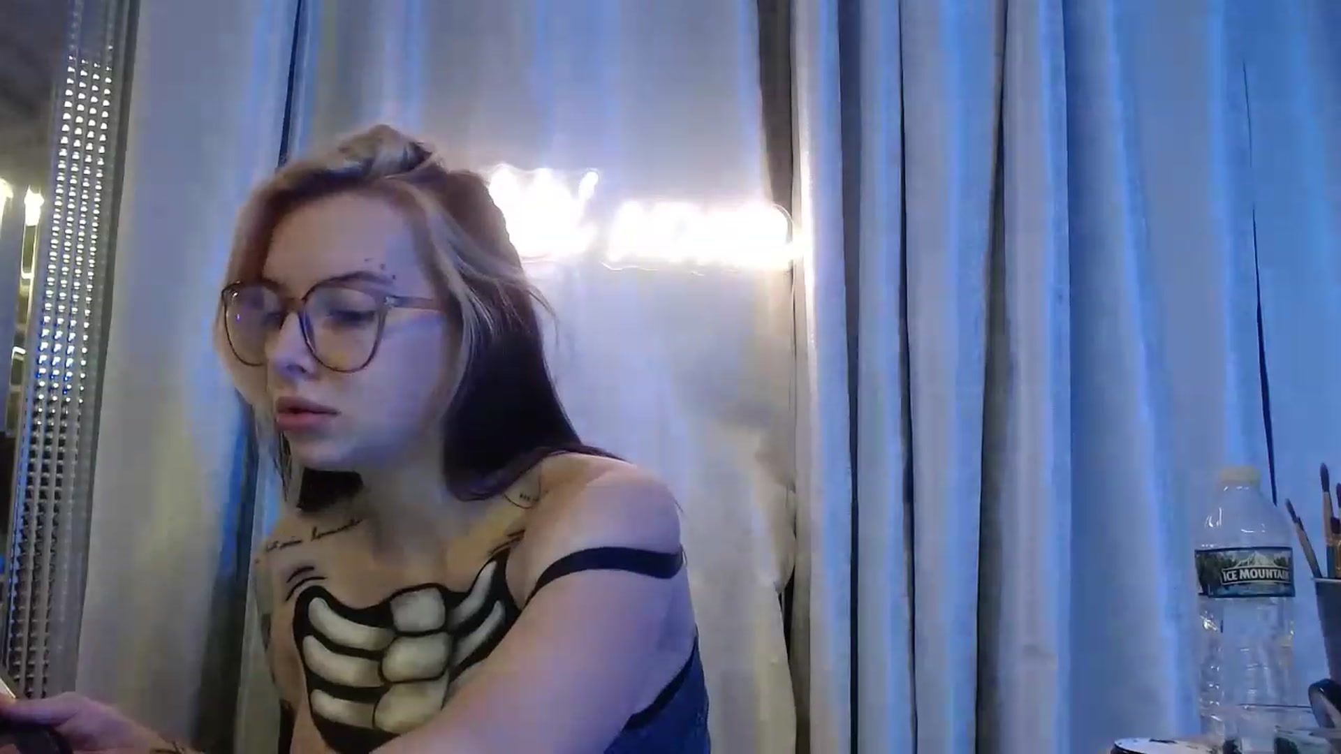 Gallery image thumbnail from Cubbixoxo's myfreecams stream on, 07/12/2023, 05:17 image 16 of 20