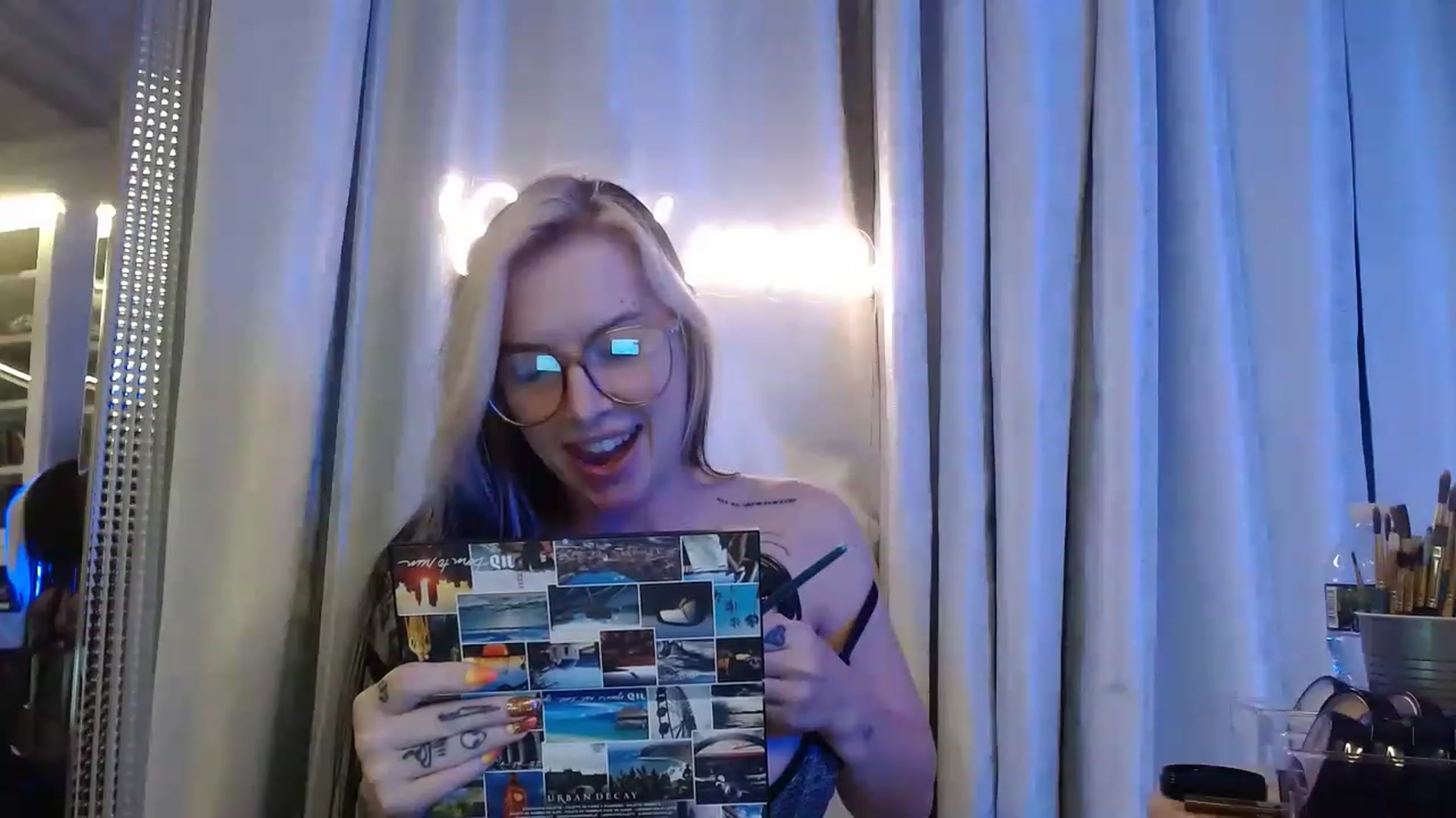 Gallery image thumbnail from Cubbixoxo's myfreecams stream on, 07/12/2023, 05:17 image 5 of 20