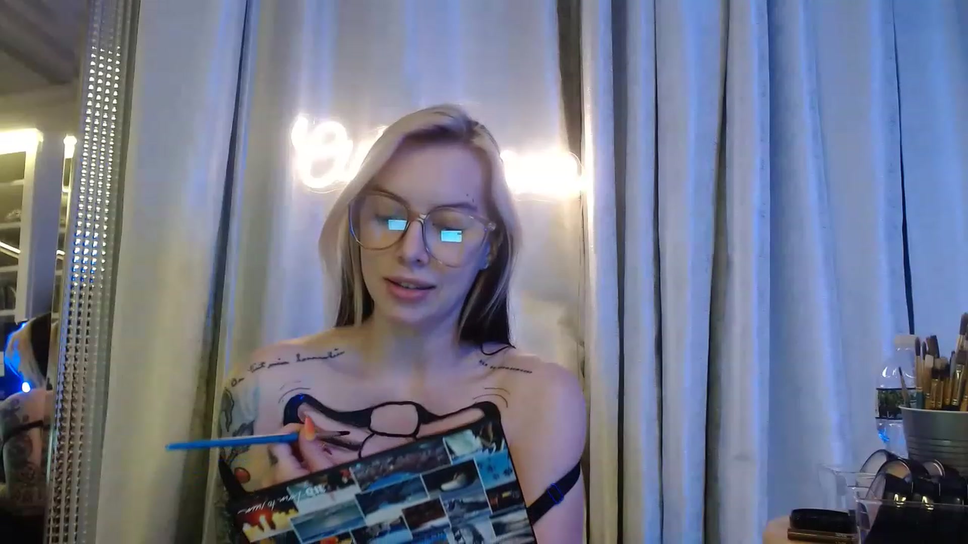 Gallery image thumbnail from Cubbixoxo's myfreecams stream on, 07/12/2023, 05:17 image 7 of 20