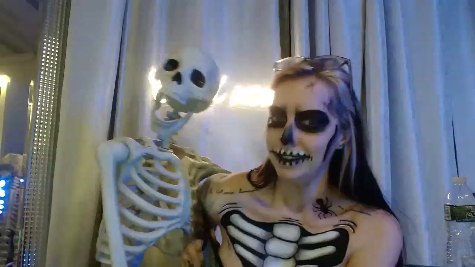Gallery image thumbnail from Cubbixoxo's myfreecams stream on, 07/12/2023, 06:40 image 12 of 20