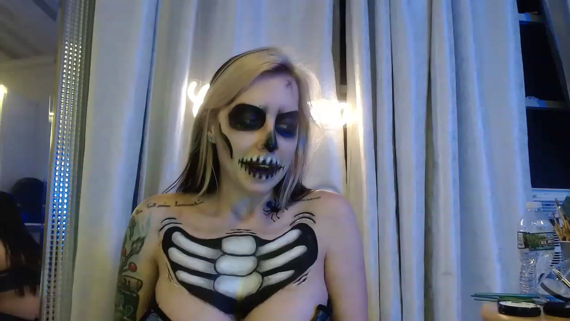 Gallery image thumbnail from Cubbixoxo's myfreecams stream on, 07/12/2023, 06:40 image 17 of 20