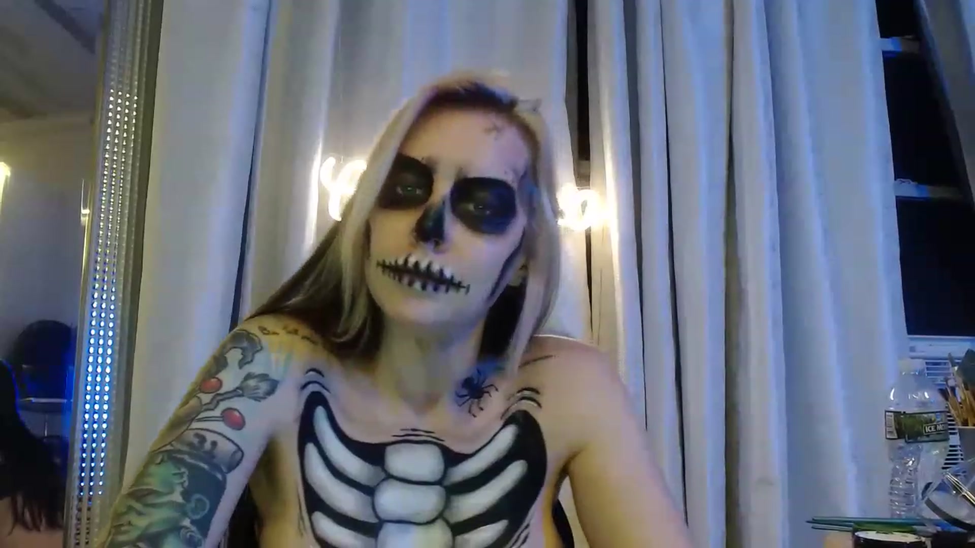 Gallery image thumbnail from Cubbixoxo's myfreecams stream on, 07/12/2023, 06:40 image 20 of 20
