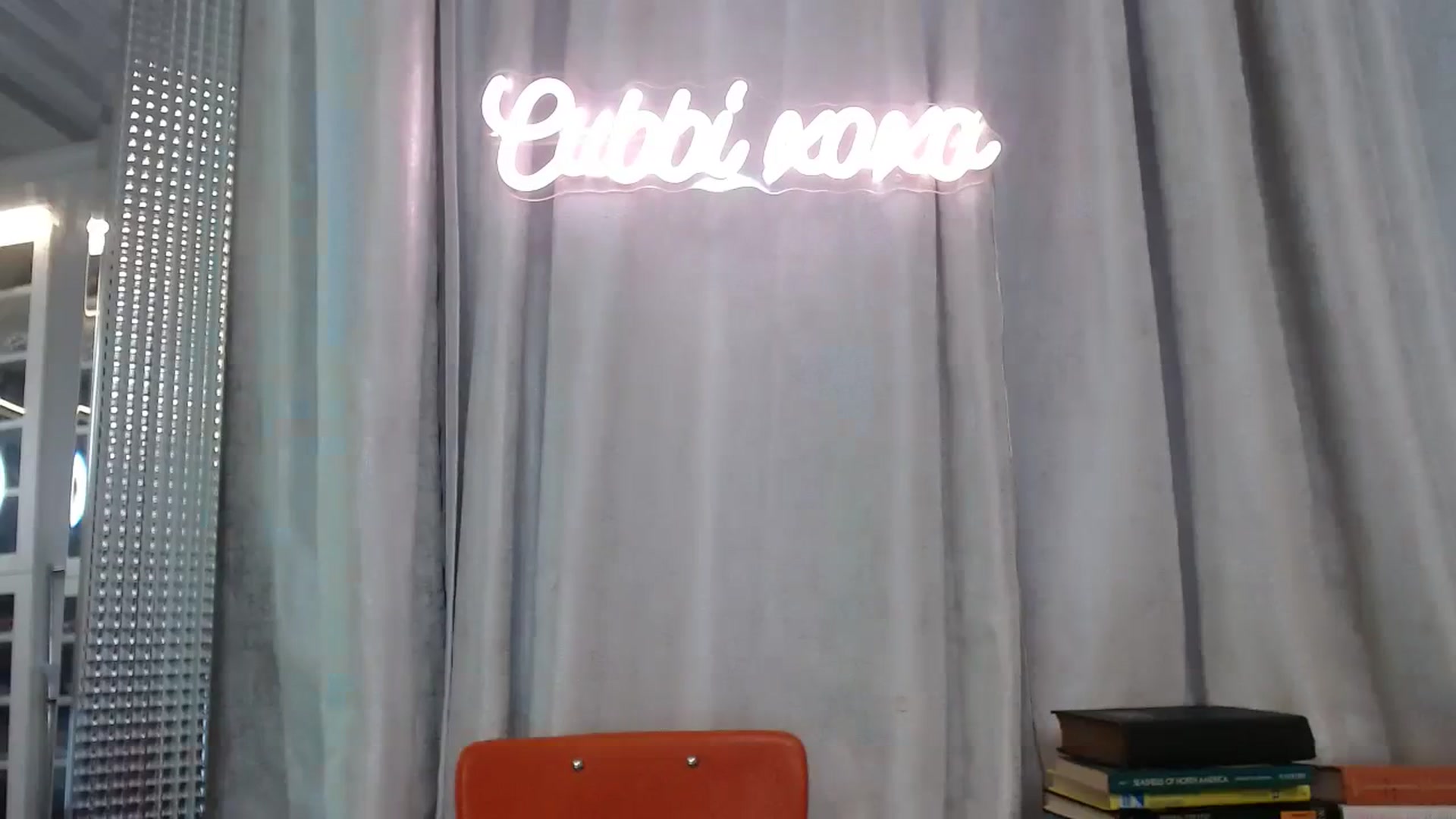 Gallery image thumbnail from Cubbixoxo's myfreecams stream on, 07/24/2023, 01:16 image 14 of 20