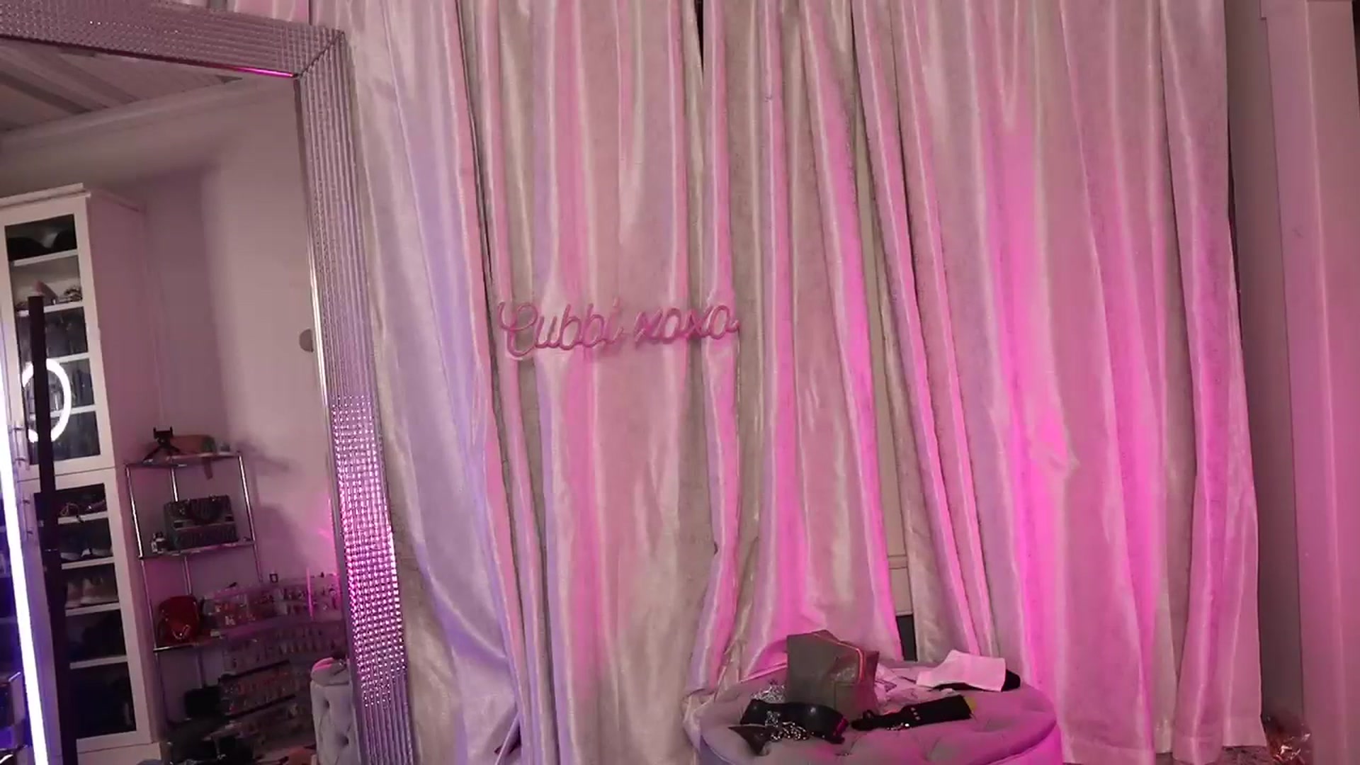 Gallery image thumbnail from Cubbixoxo's myfreecams stream on, 08/05/2023, 05:06 image 20 of 20