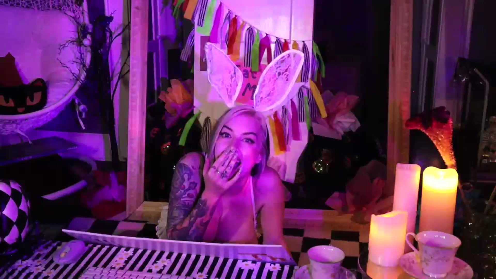 Gallery image thumbnail from Cubbixoxo's myfreecams stream on, 10/21/2023, 05:28 image 5 of 20