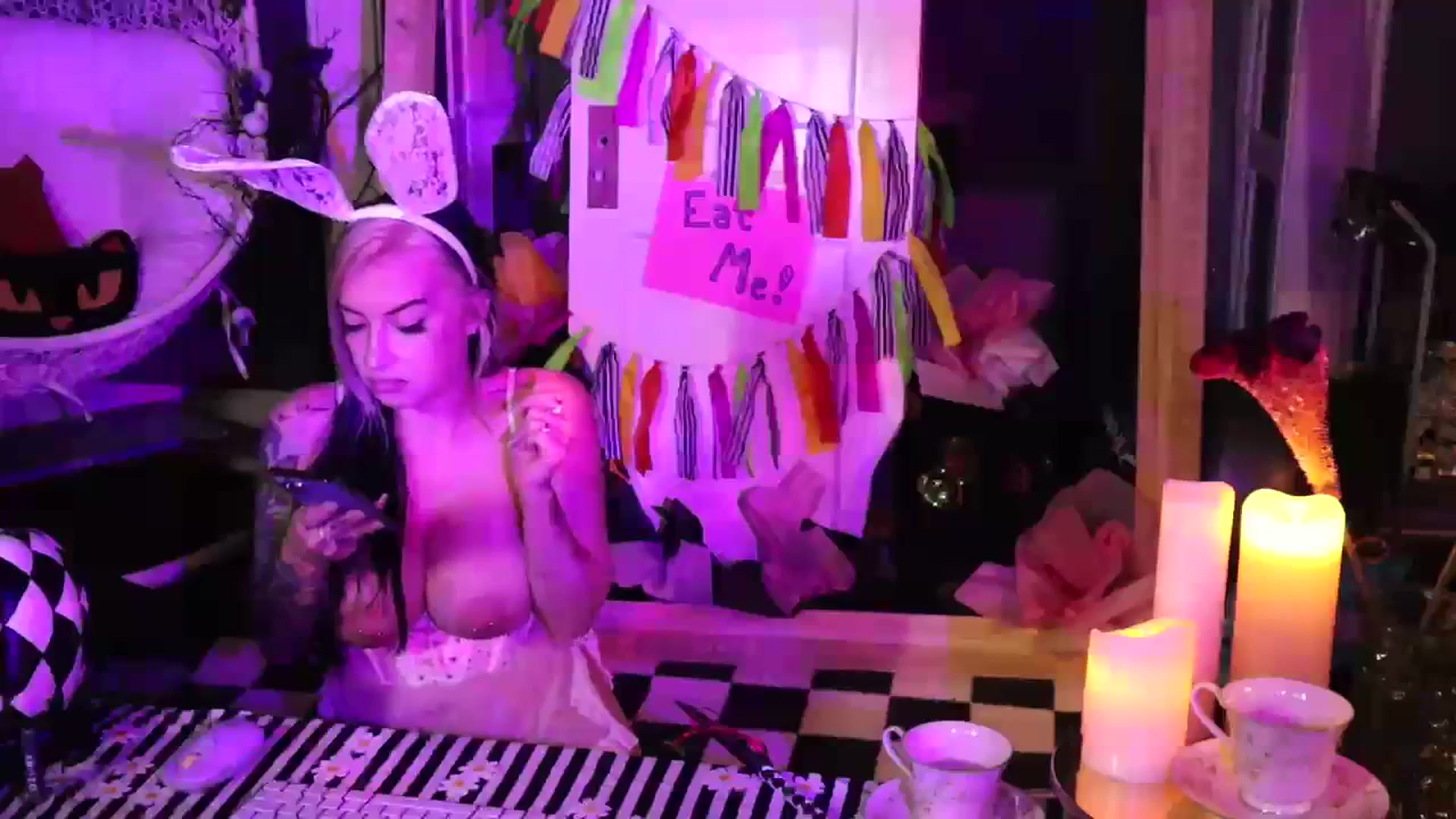 Gallery image thumbnail from Cubbixoxo's myfreecams stream on, 10/21/2023, 05:28 image 1 of 20