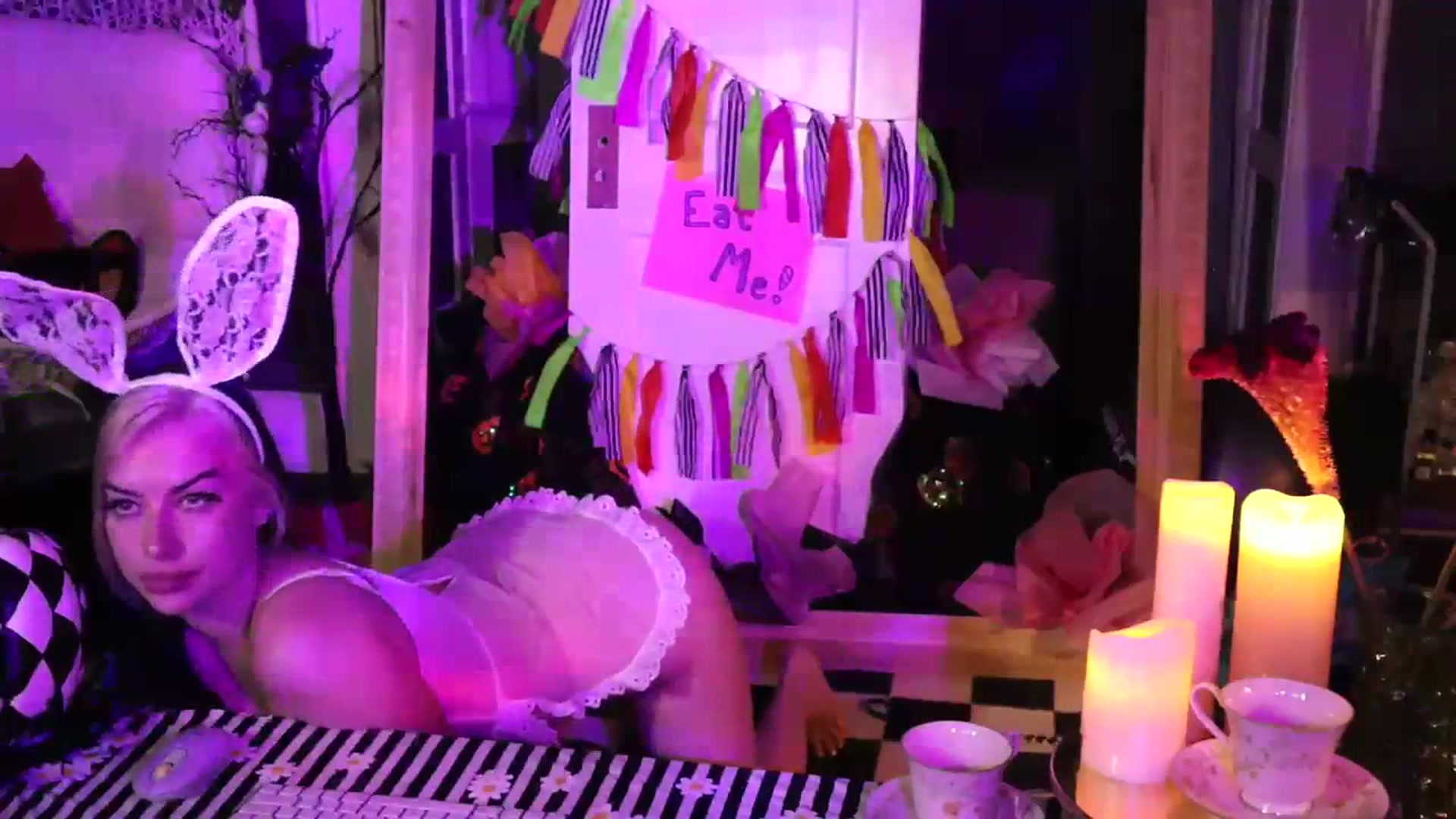 Gallery image thumbnail from Cubbixoxo's myfreecams stream on, 10/21/2023, 05:28 image 18 of 20