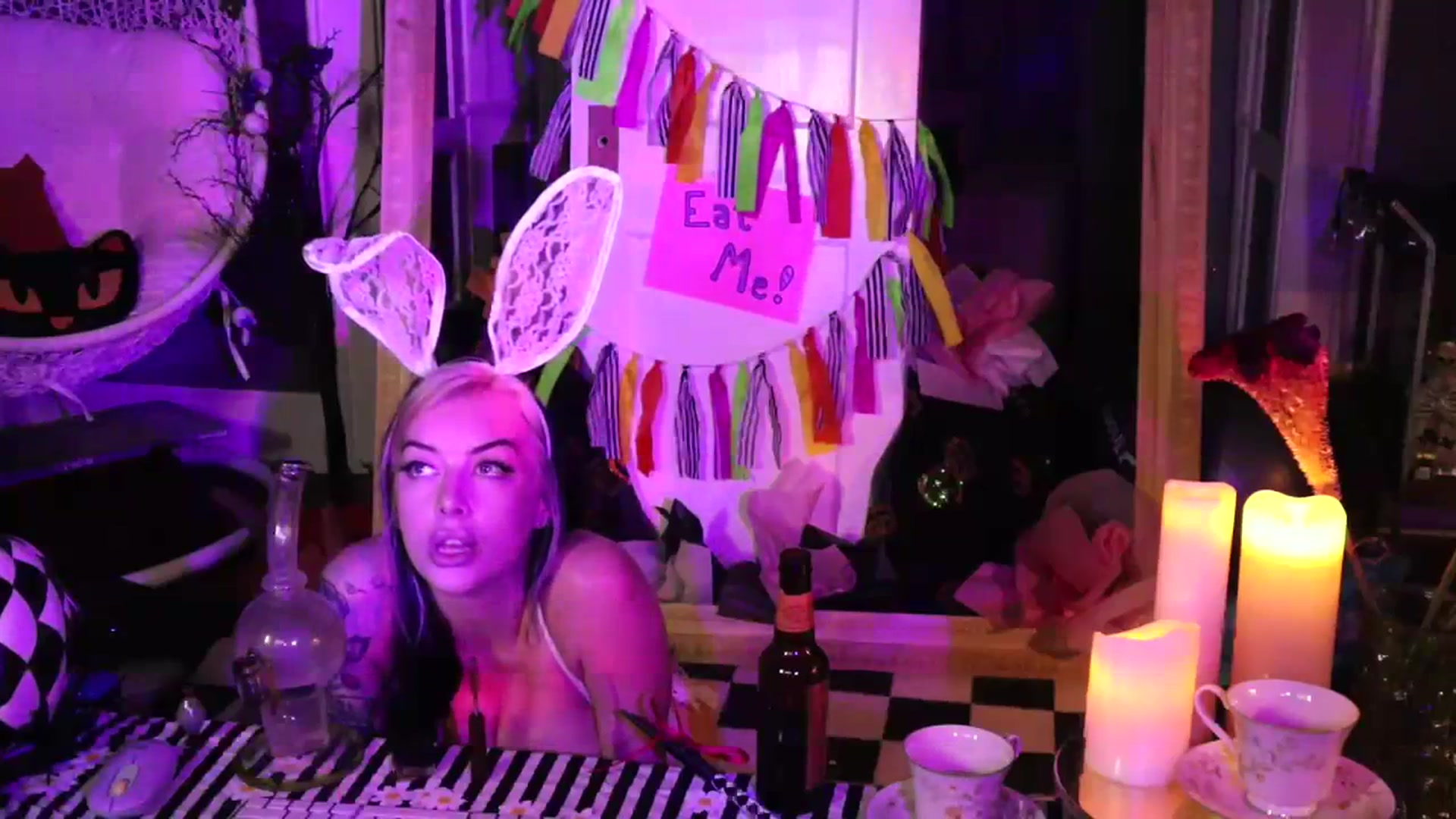 Gallery image thumbnail from Cubbixoxo's myfreecams stream on, 10/21/2023, 06:34 image 11 of 20