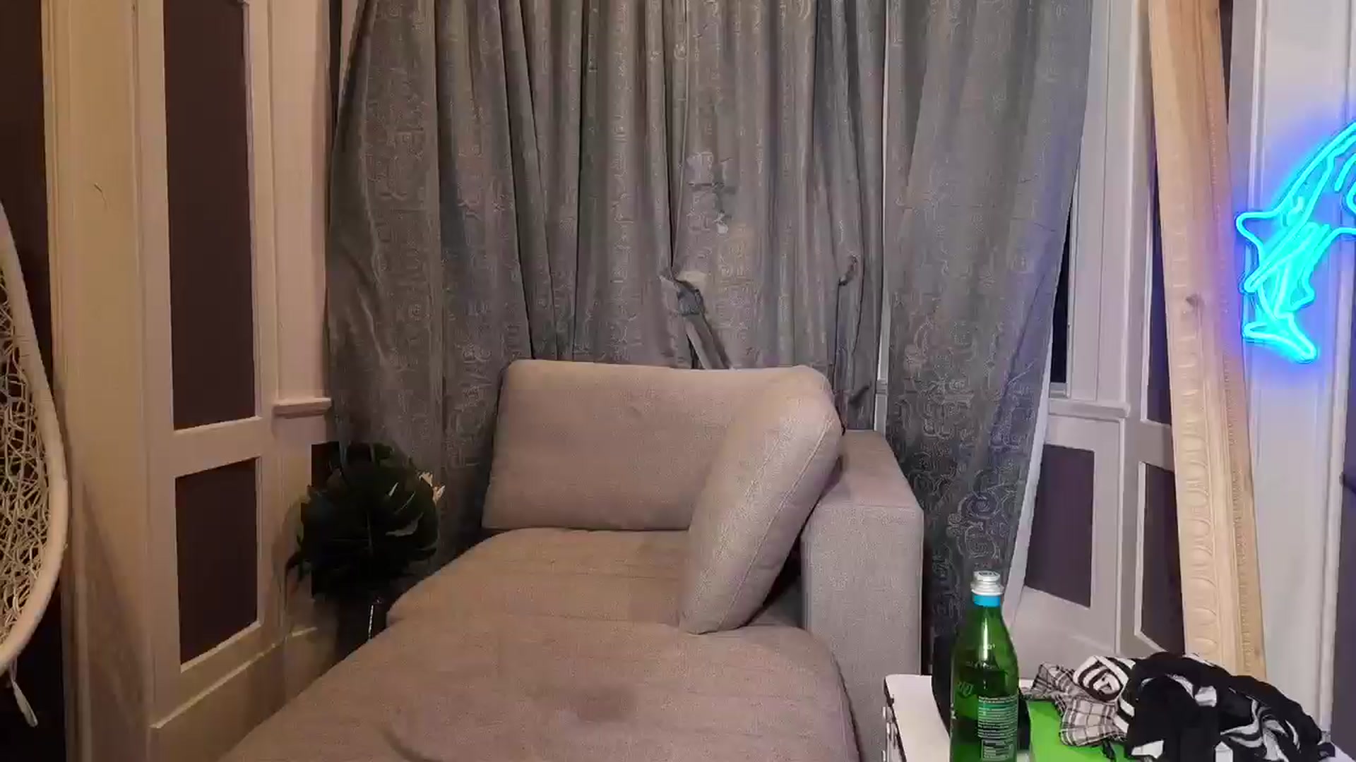 Gallery image thumbnail from Cubbixoxo's myfreecams stream on, 06/04/2024, 03:28 image 18 of 20